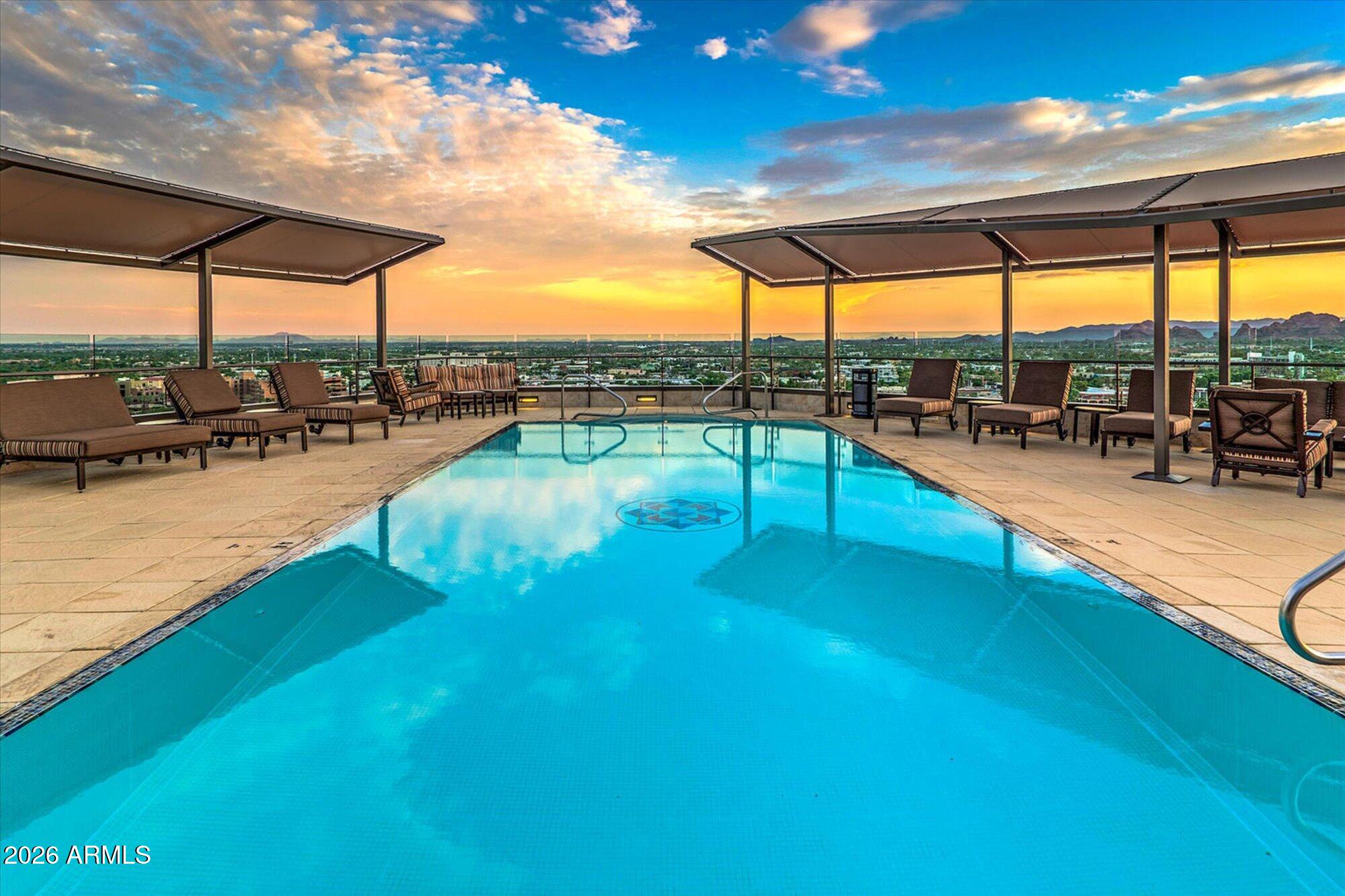SCOTTSDALE WATERFRONT RESIDENCES CONDOMINIUM - Residential
