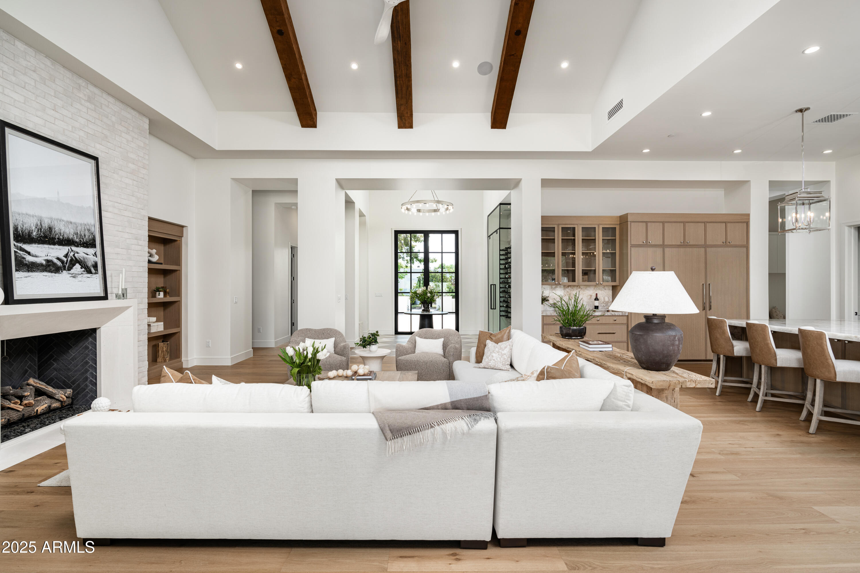 SAVOY ESTATES - Residential