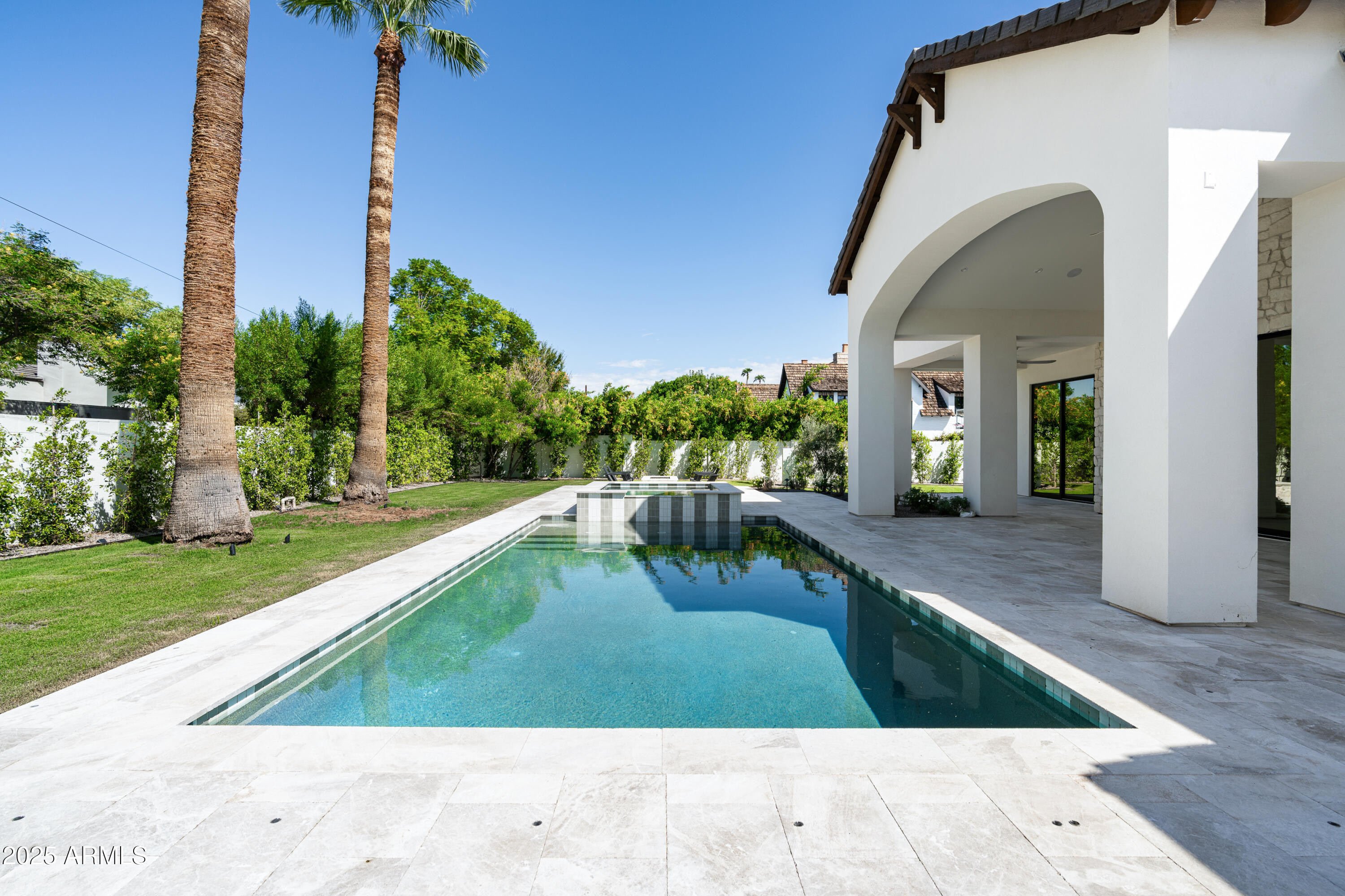 SAVOY ESTATES - Residential