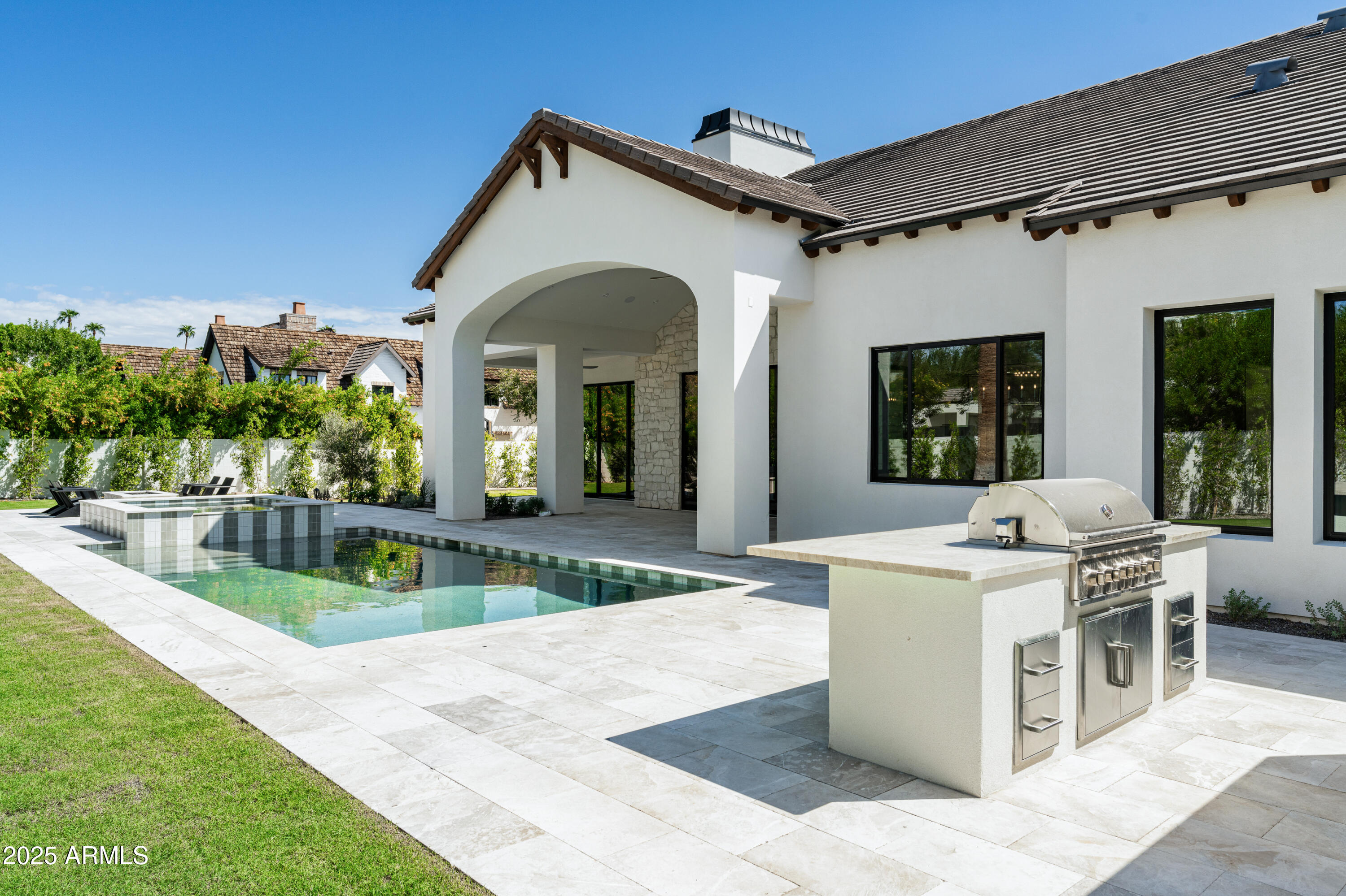 SAVOY ESTATES - Residential