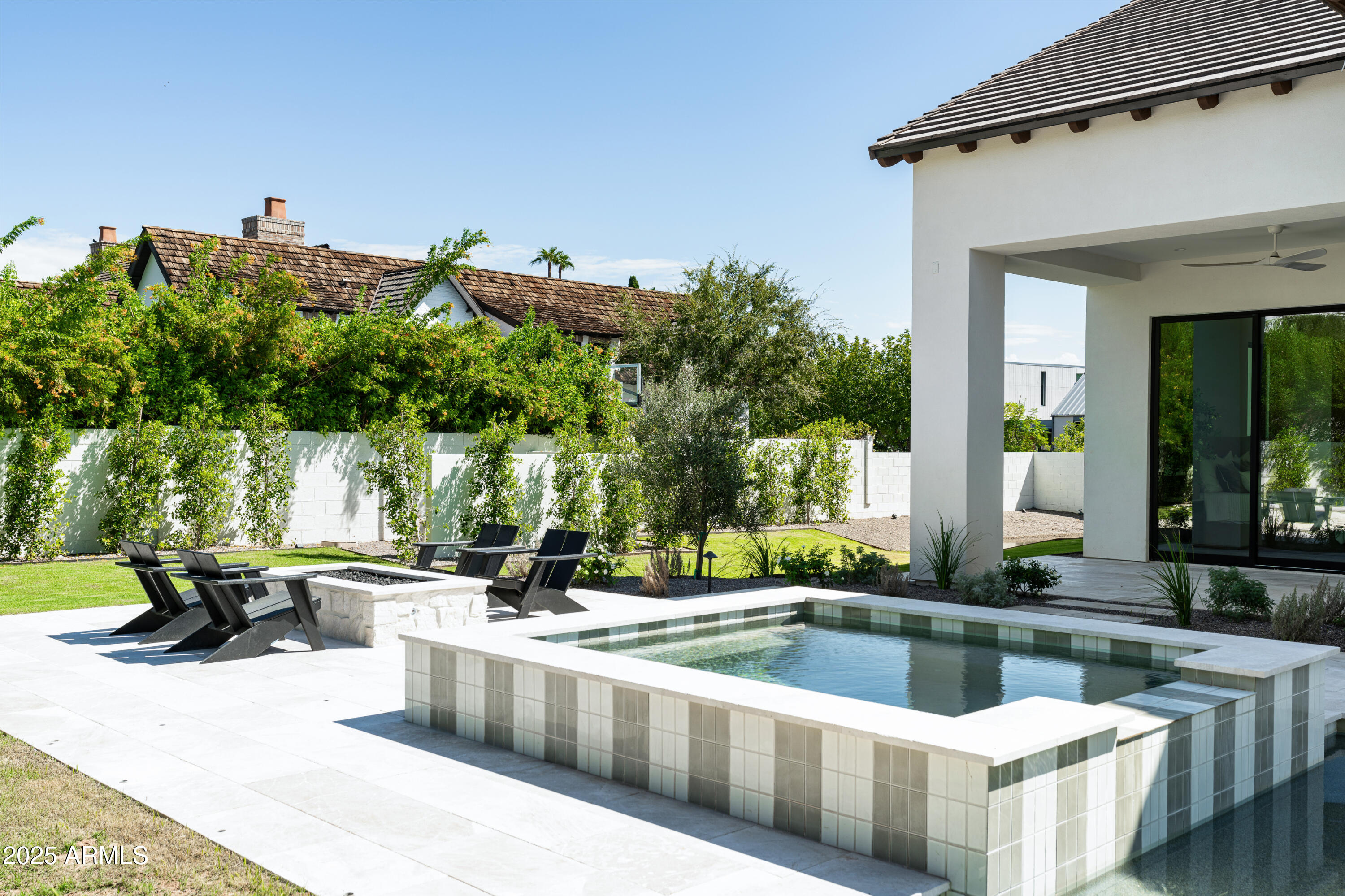 SAVOY ESTATES - Residential
