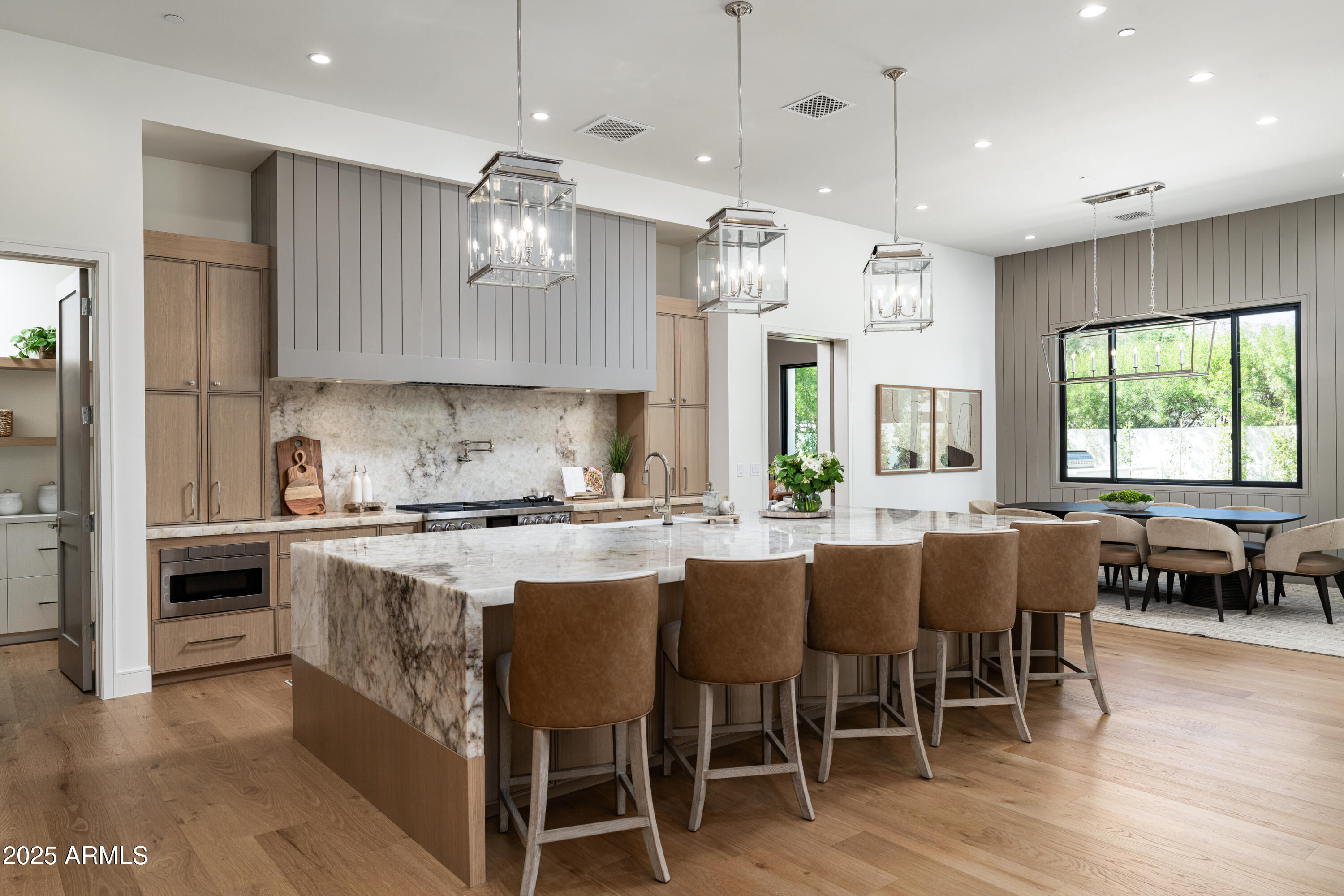 SAVOY ESTATES - Residential