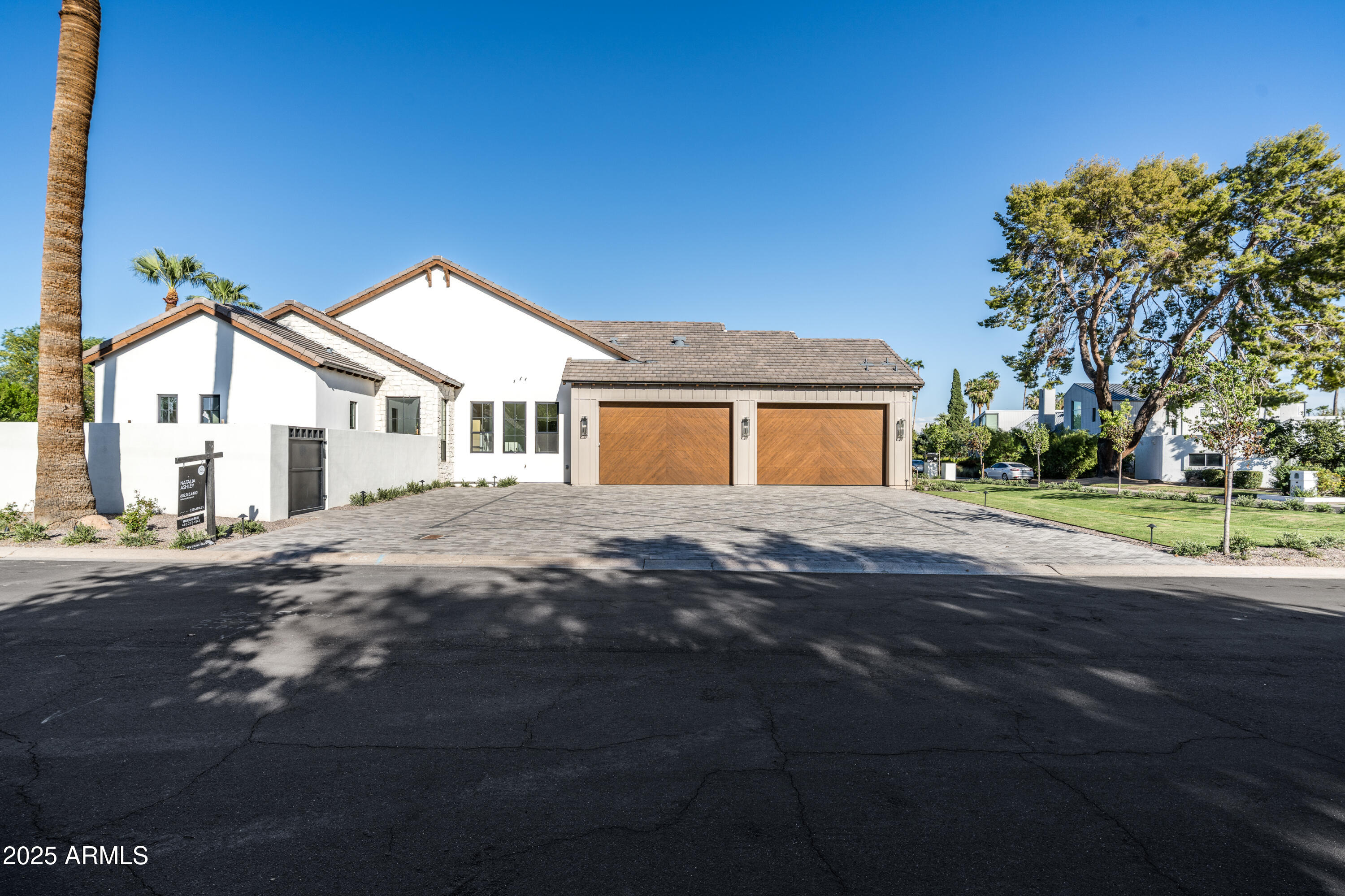 SAVOY ESTATES - Residential