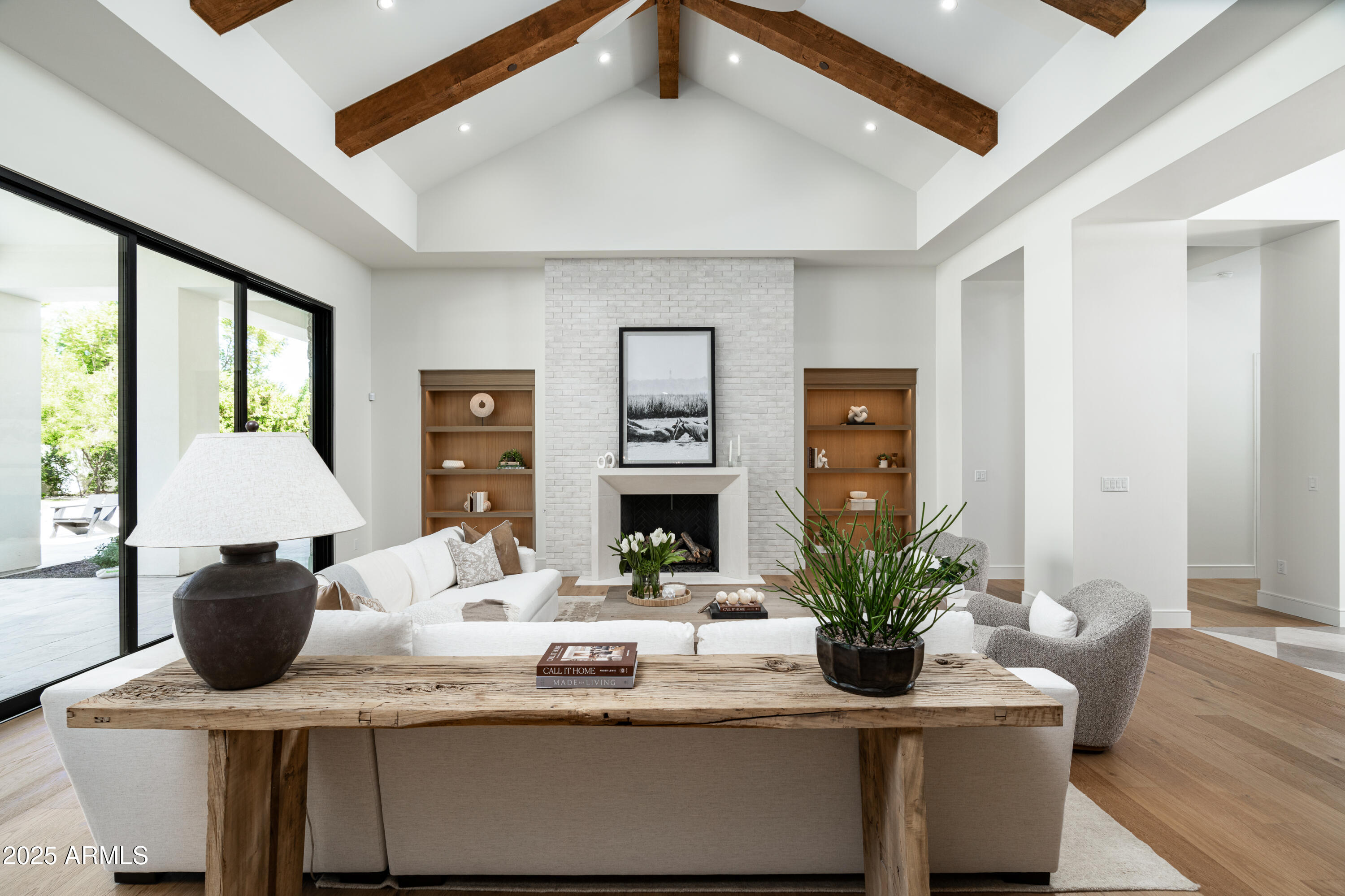 SAVOY ESTATES - Residential