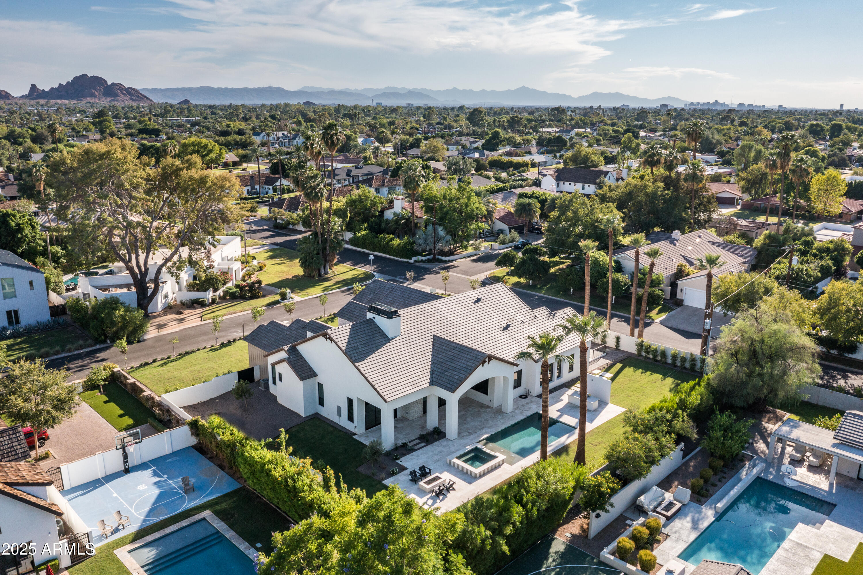 SAVOY ESTATES - Residential