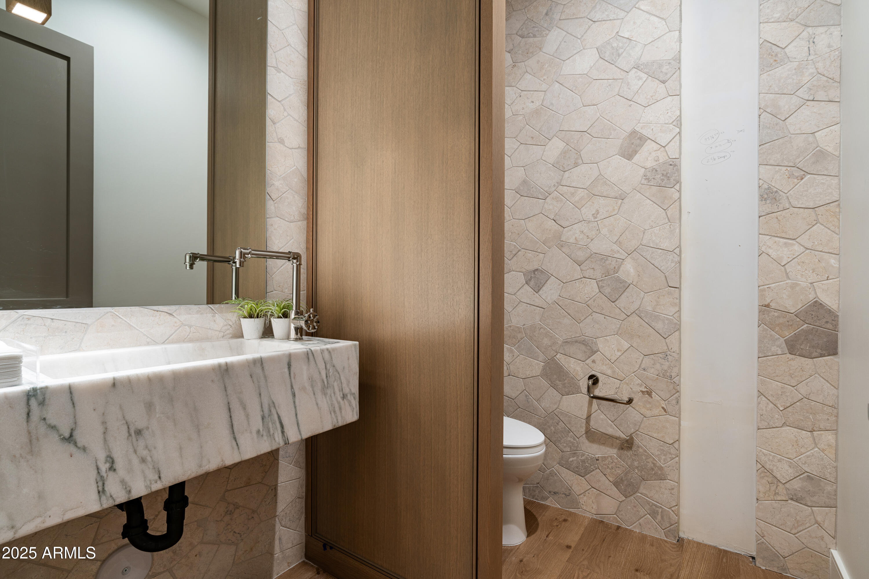SAVOY ESTATES - Residential