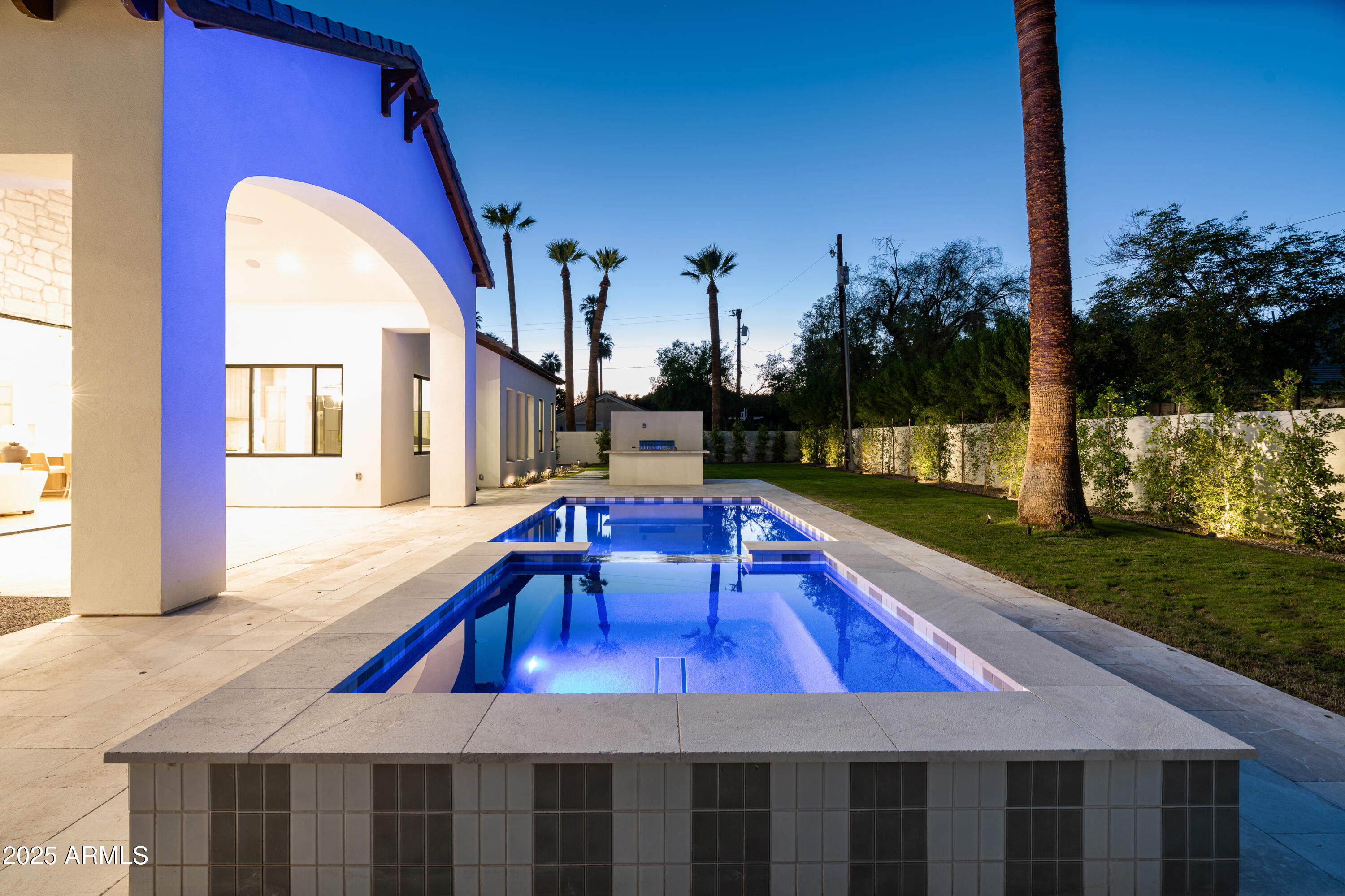 SAVOY ESTATES - Residential