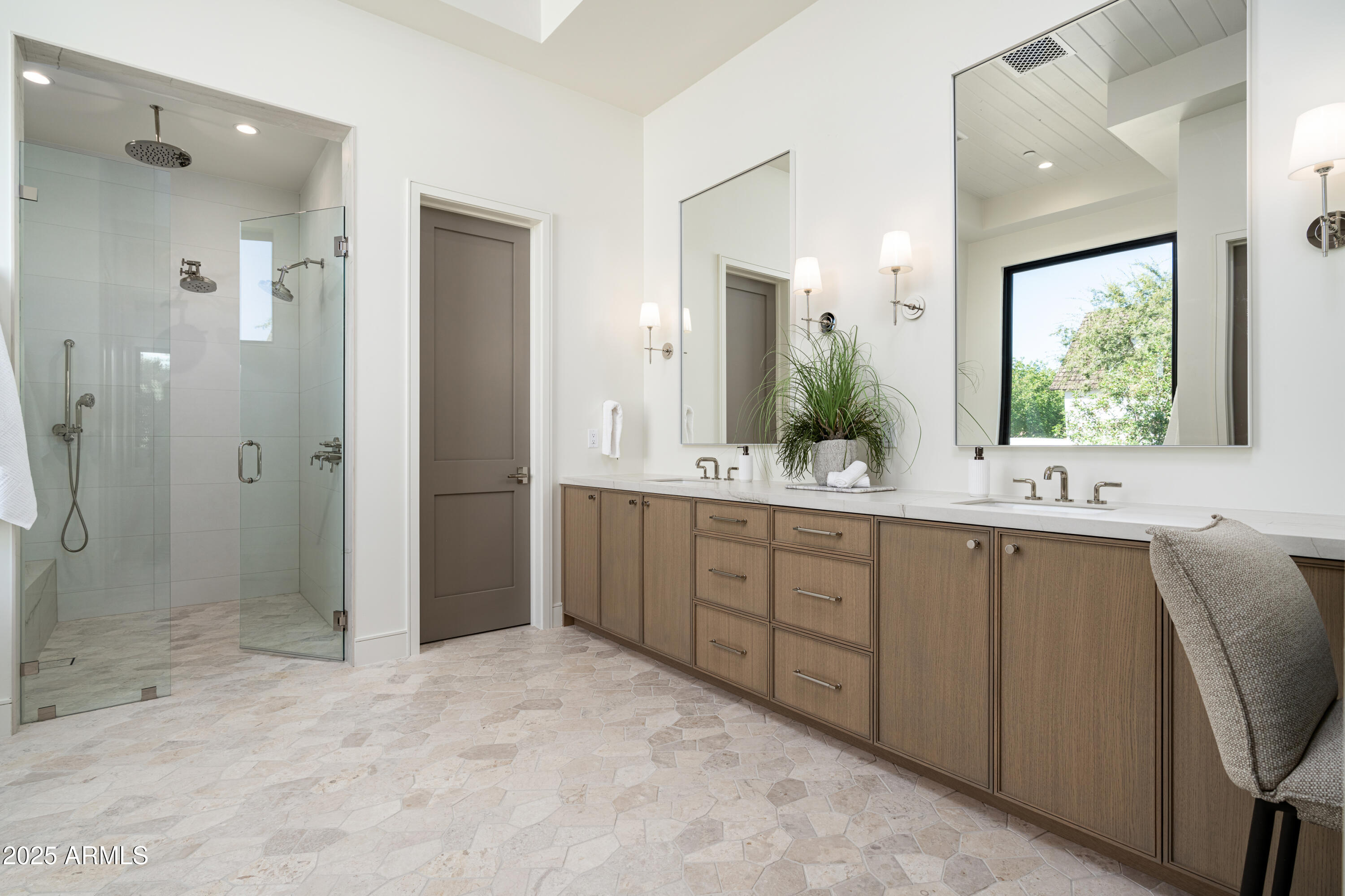 SAVOY ESTATES - Residential