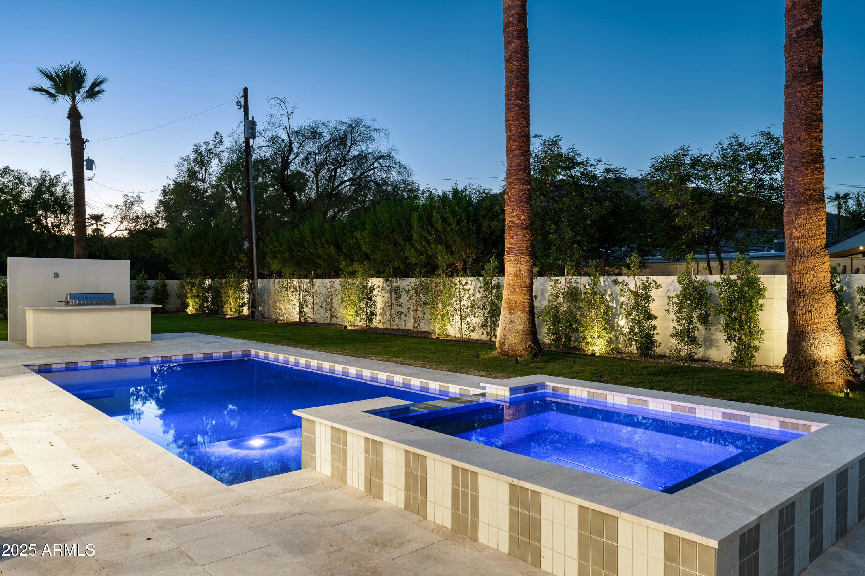 SAVOY ESTATES - Residential