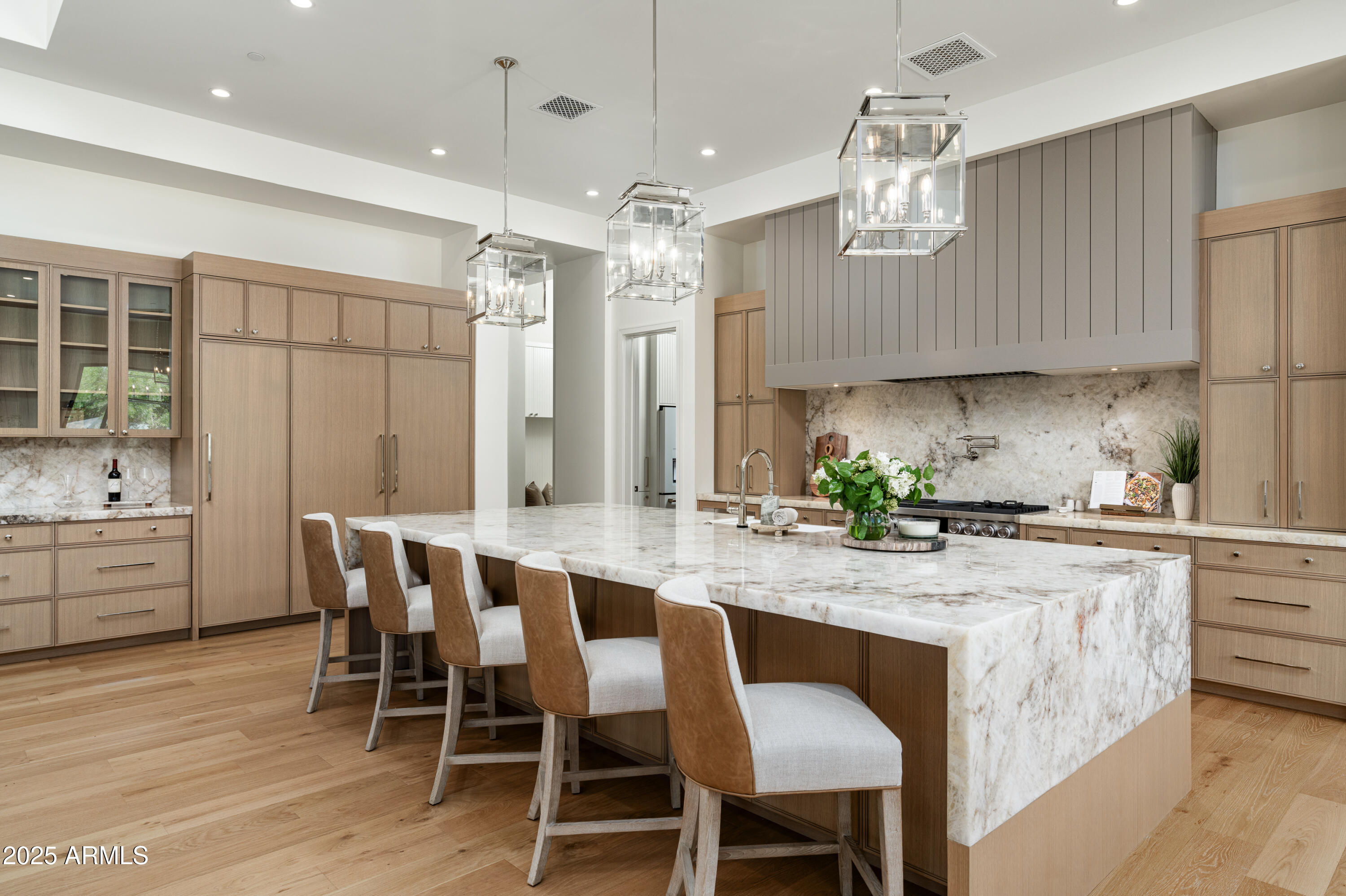 SAVOY ESTATES - Residential