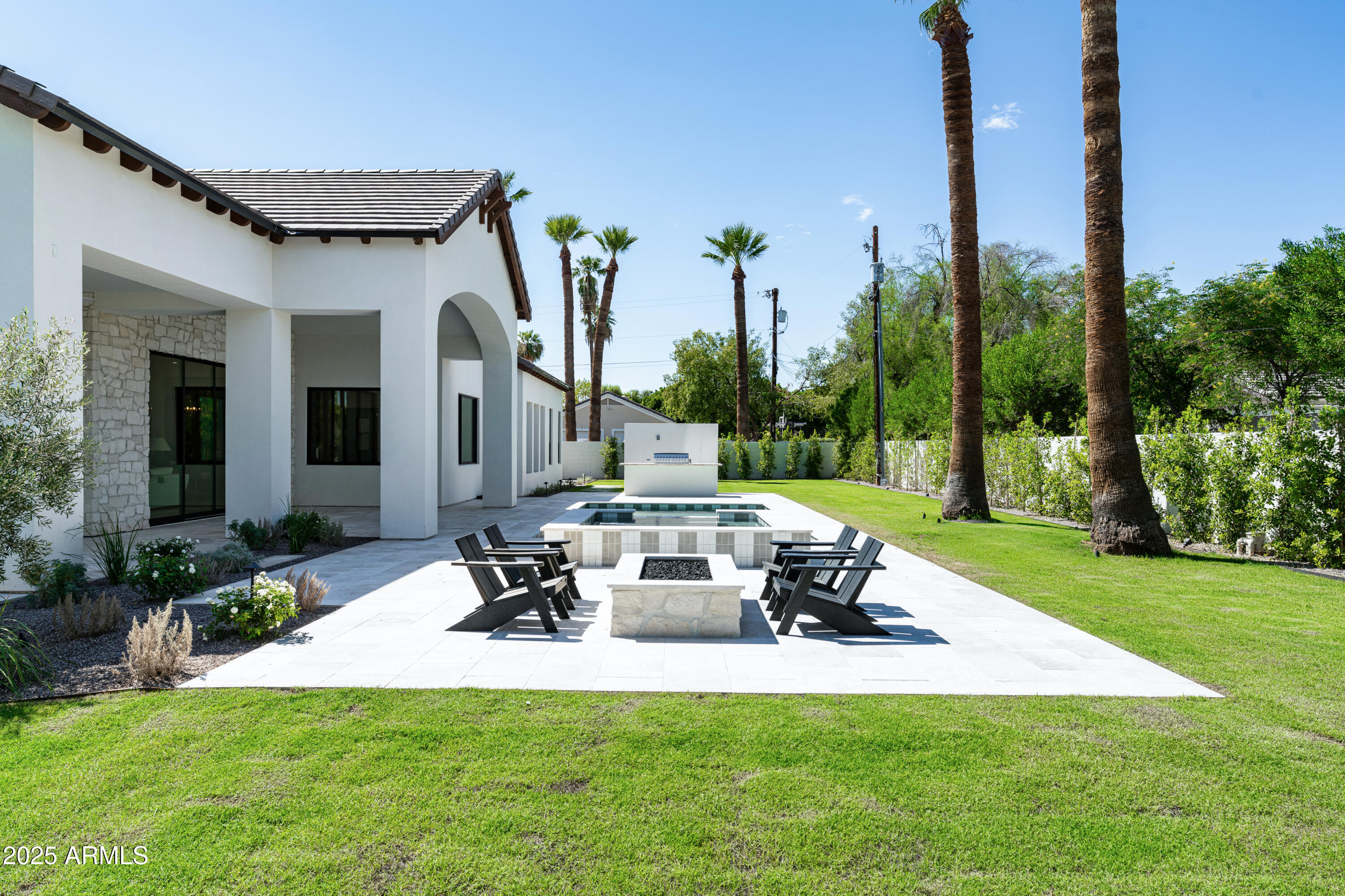 SAVOY ESTATES - Residential
