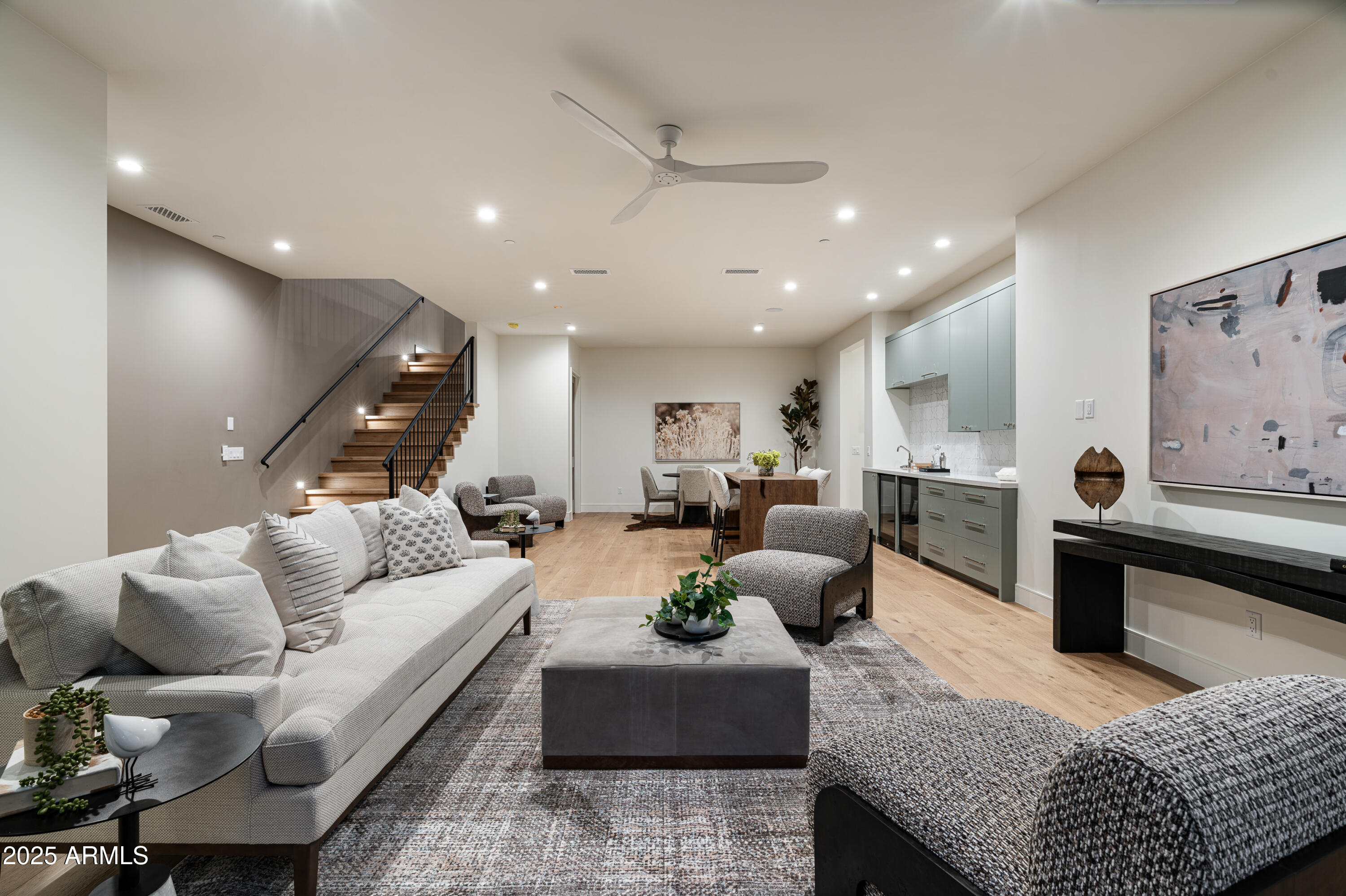 SAVOY ESTATES - Residential