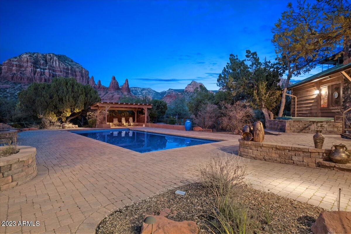 Little Horse Park - Residential