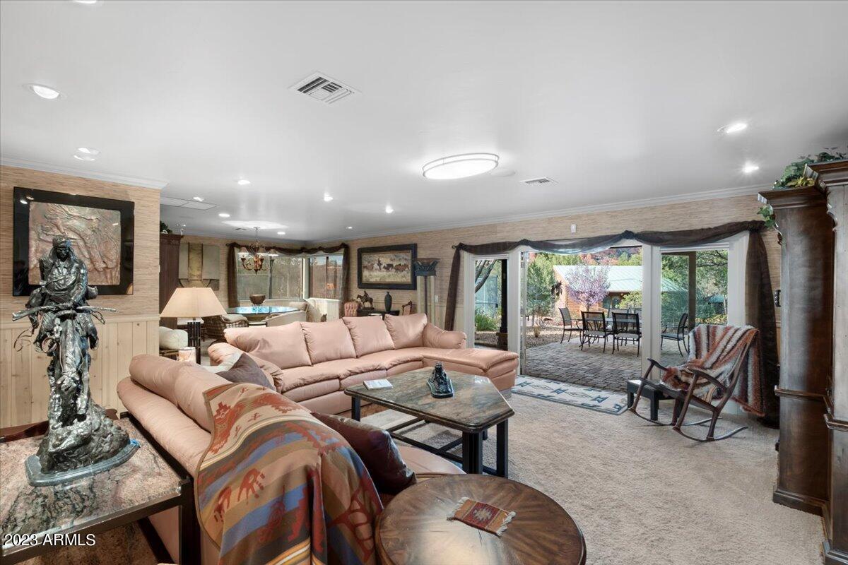 Little Horse Park - Residential