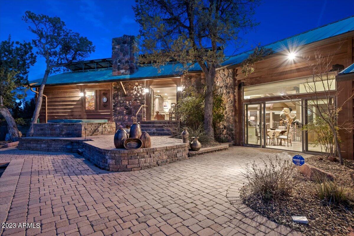 Little Horse Park - Residential