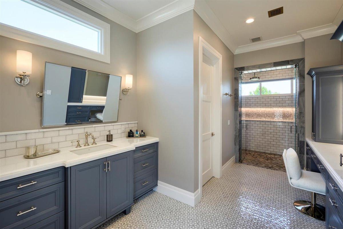 WEST BARTLETT ESTATES LOT 1-8 - Residential