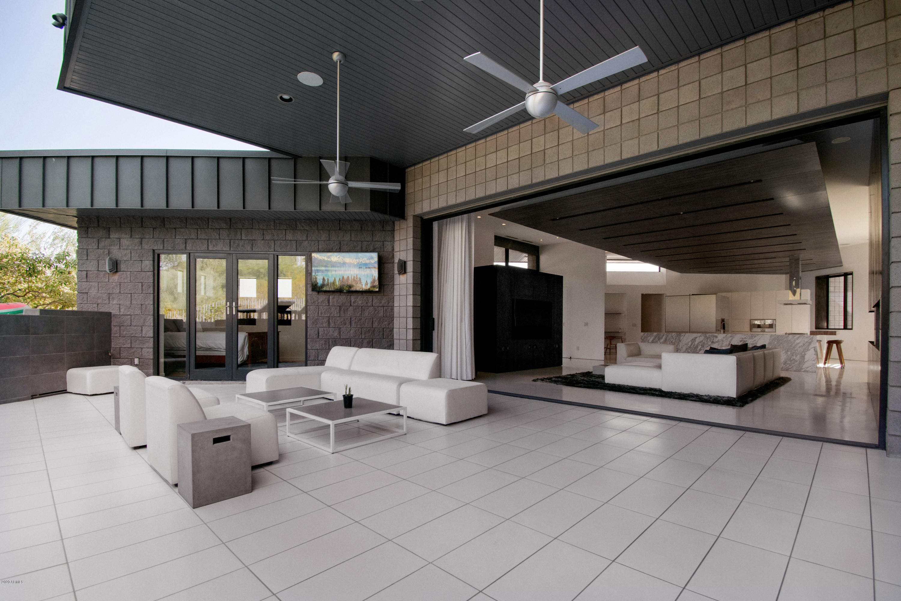 LA COLINA - Residential