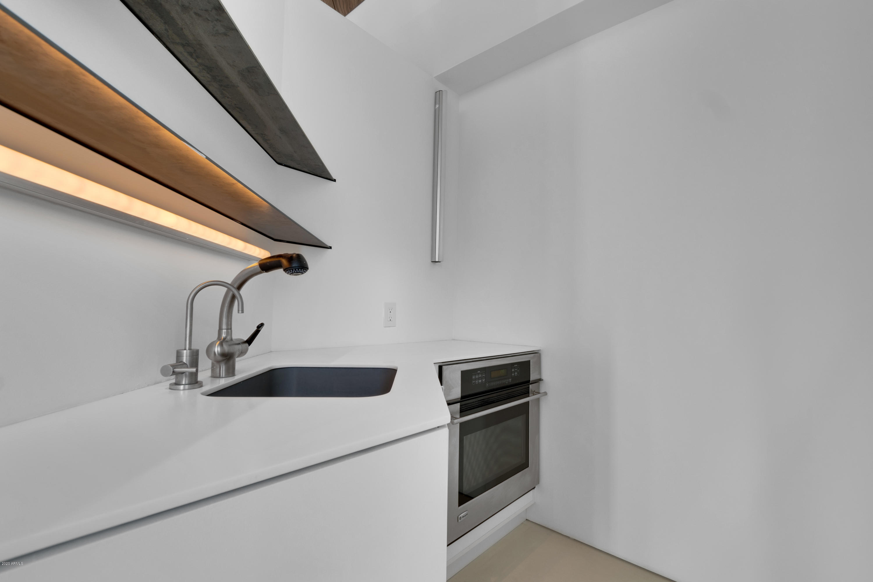 LA COLINA - Residential