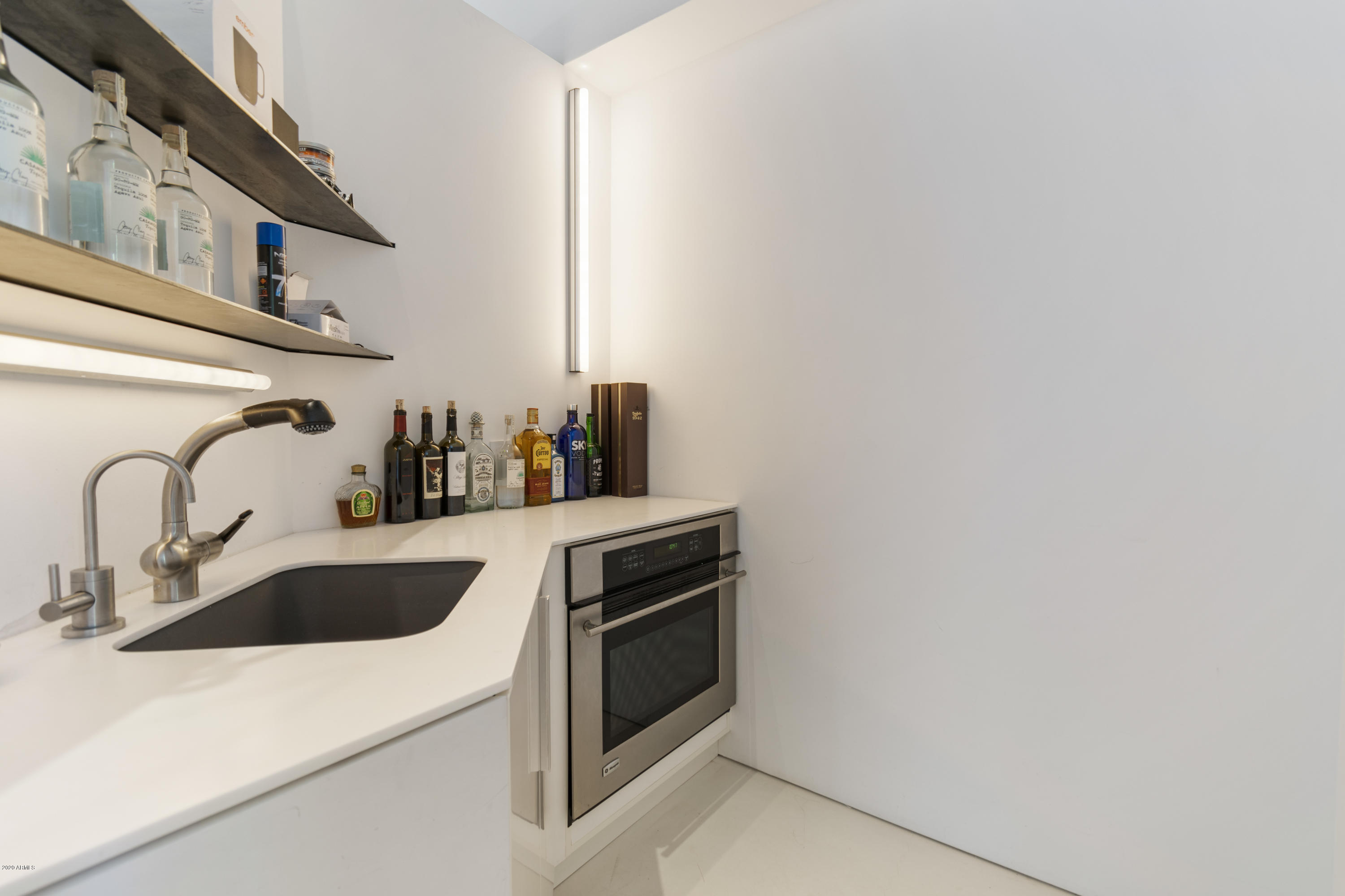 LA COLINA - Residential