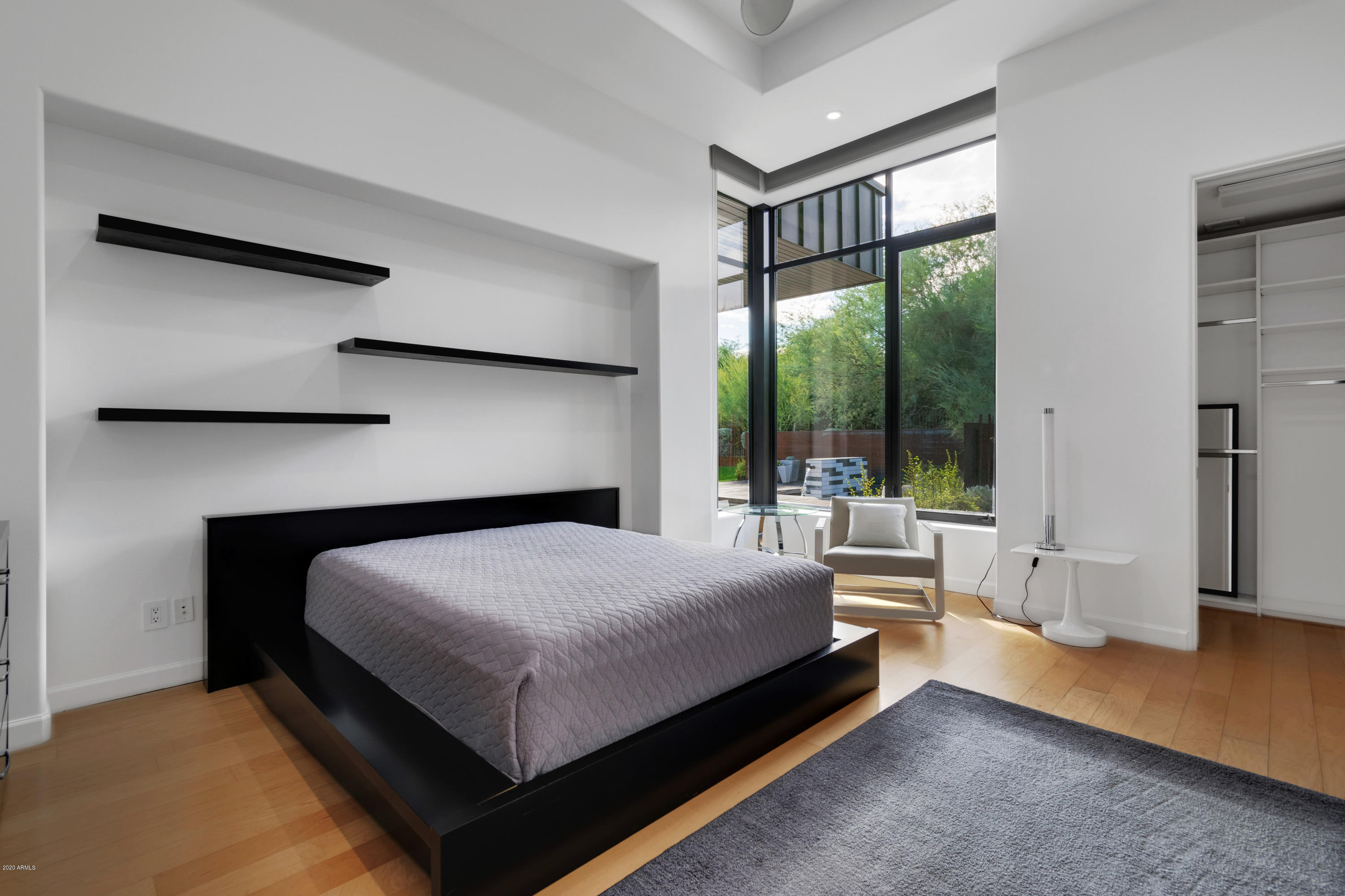 LA COLINA - Residential