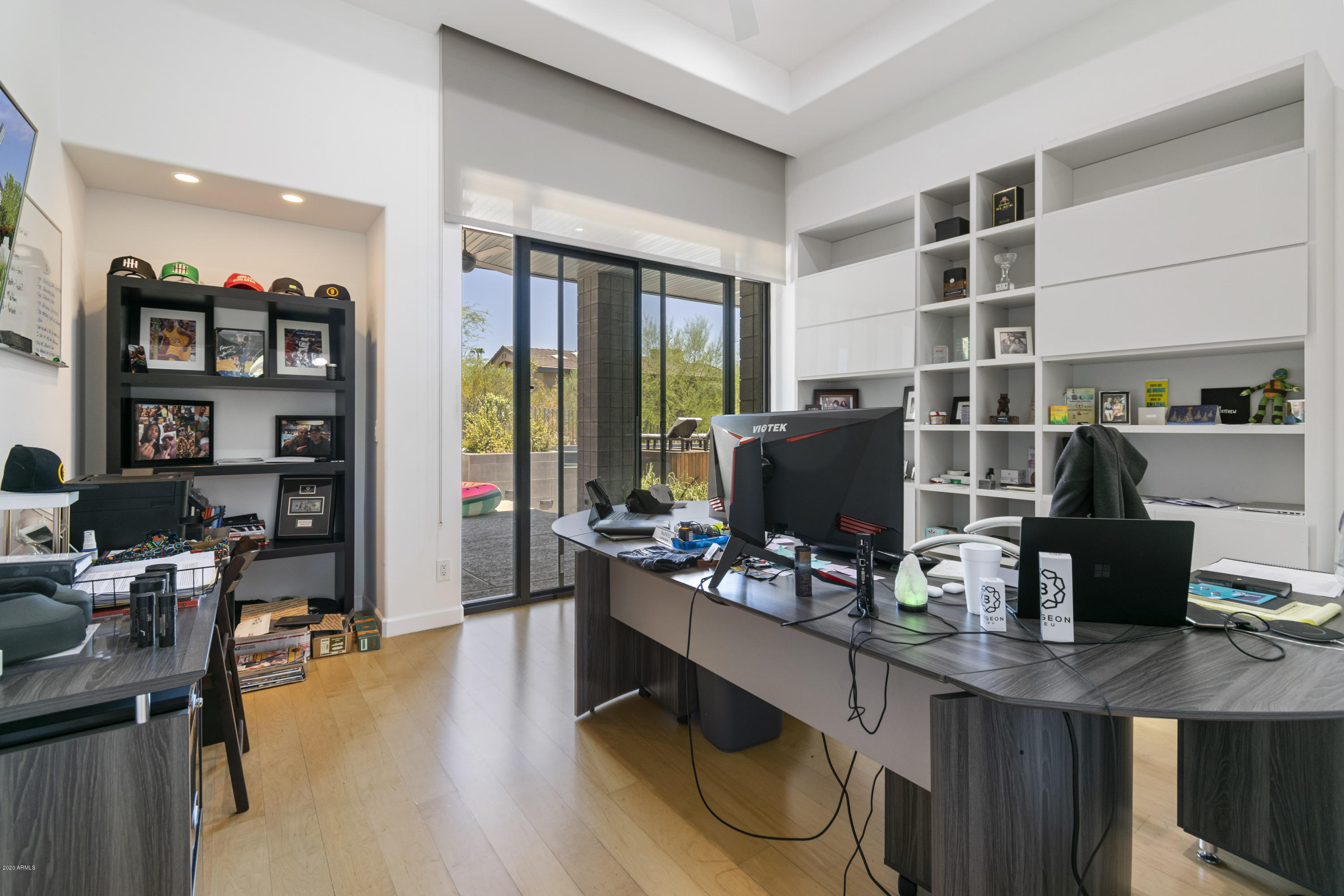 LA COLINA - Residential
