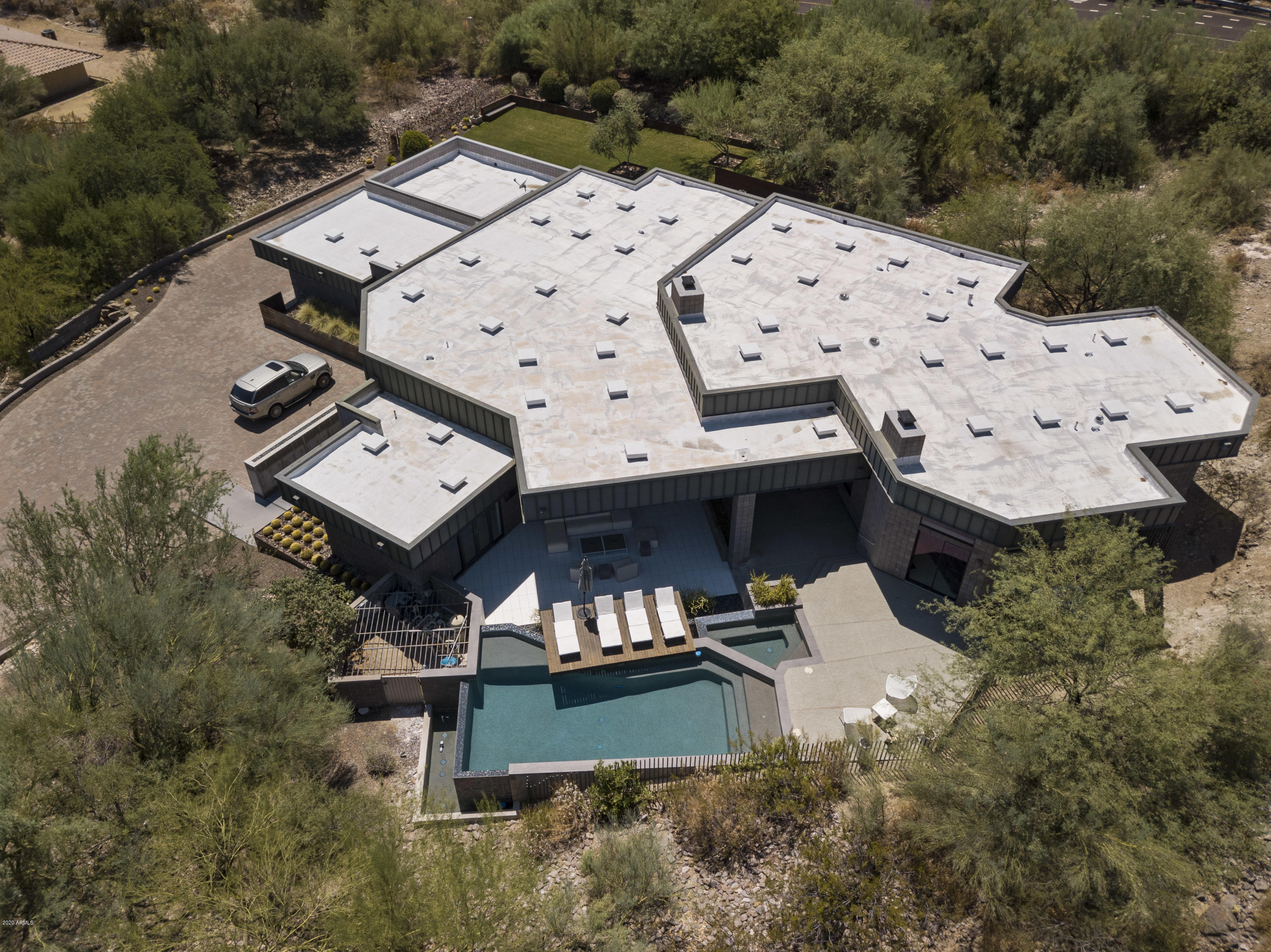 LA COLINA - Residential