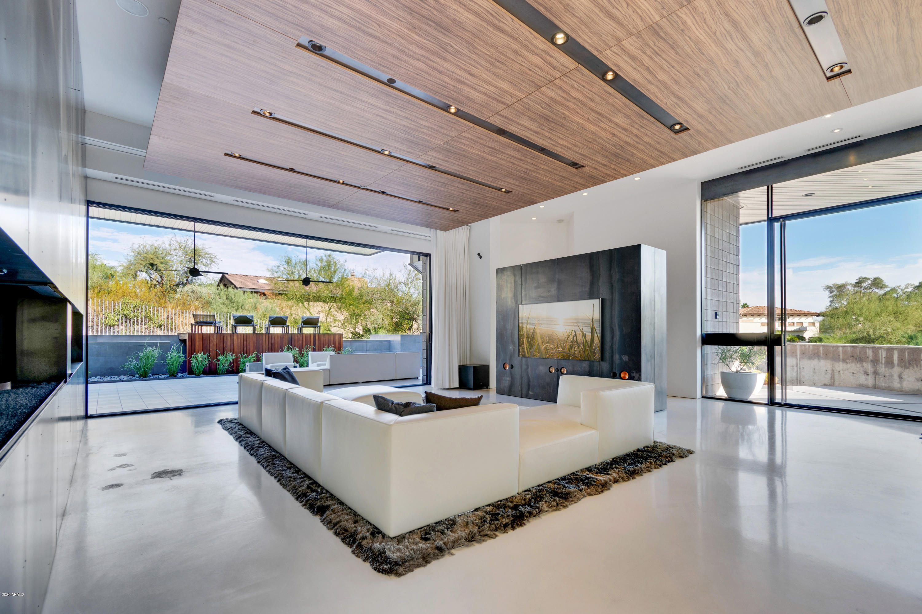 LA COLINA - Residential