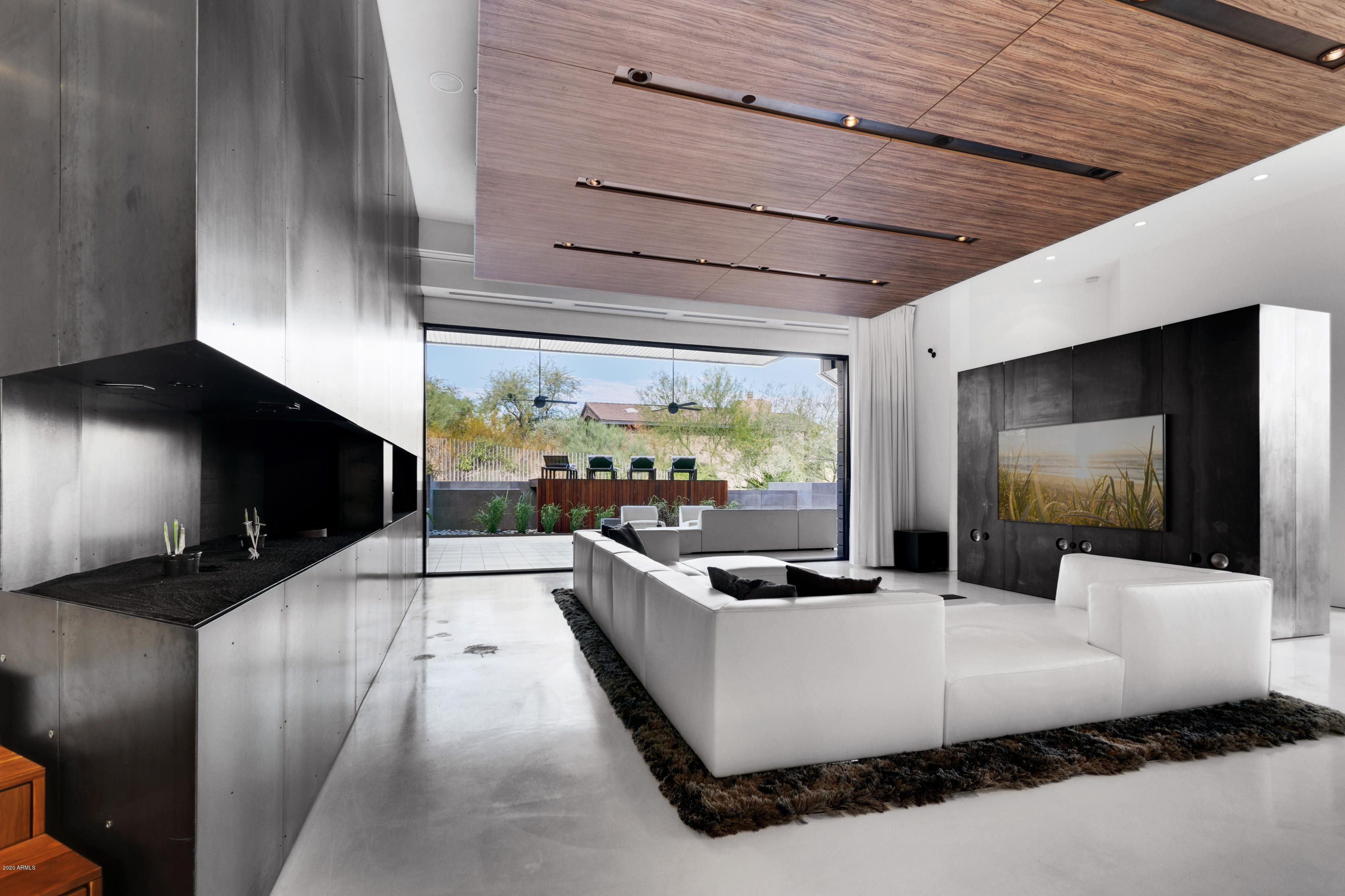 LA COLINA - Residential