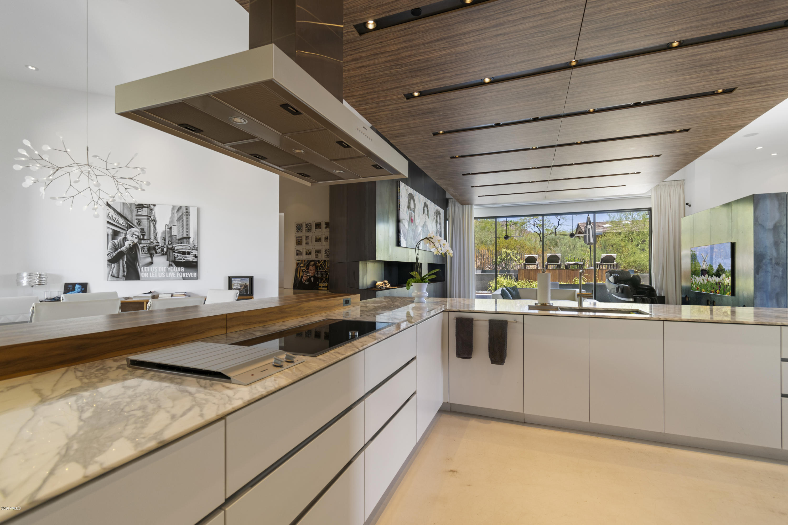 LA COLINA - Residential