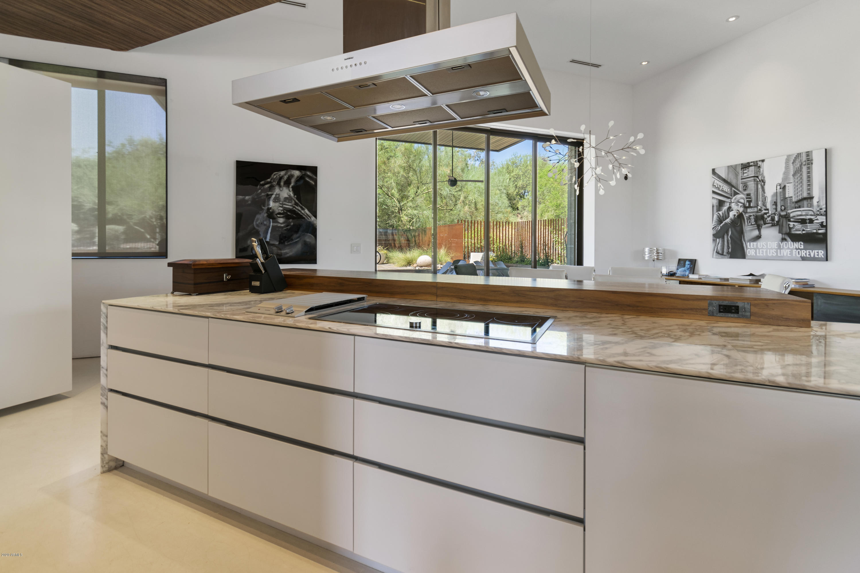 LA COLINA - Residential
