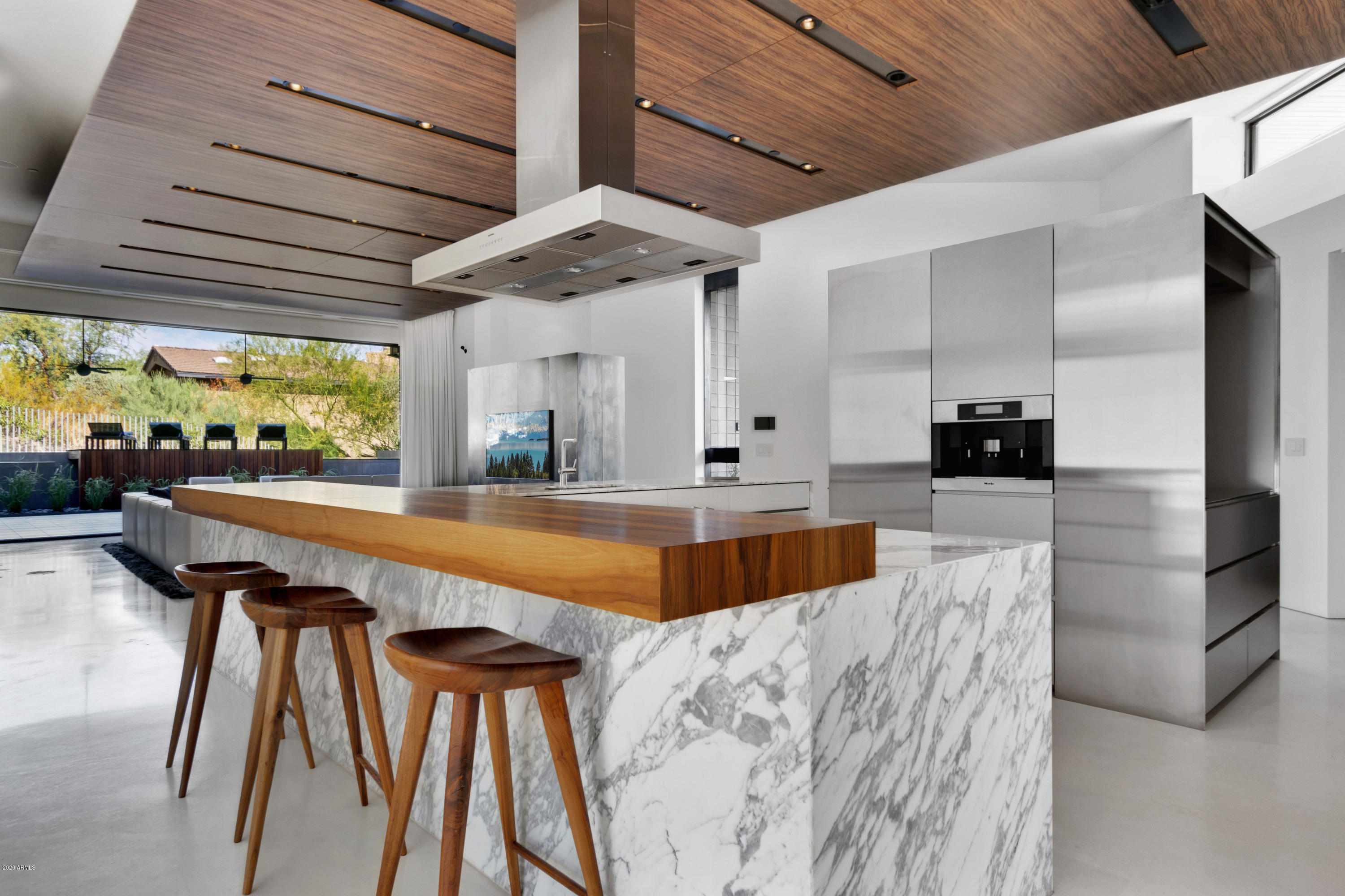 LA COLINA - Residential