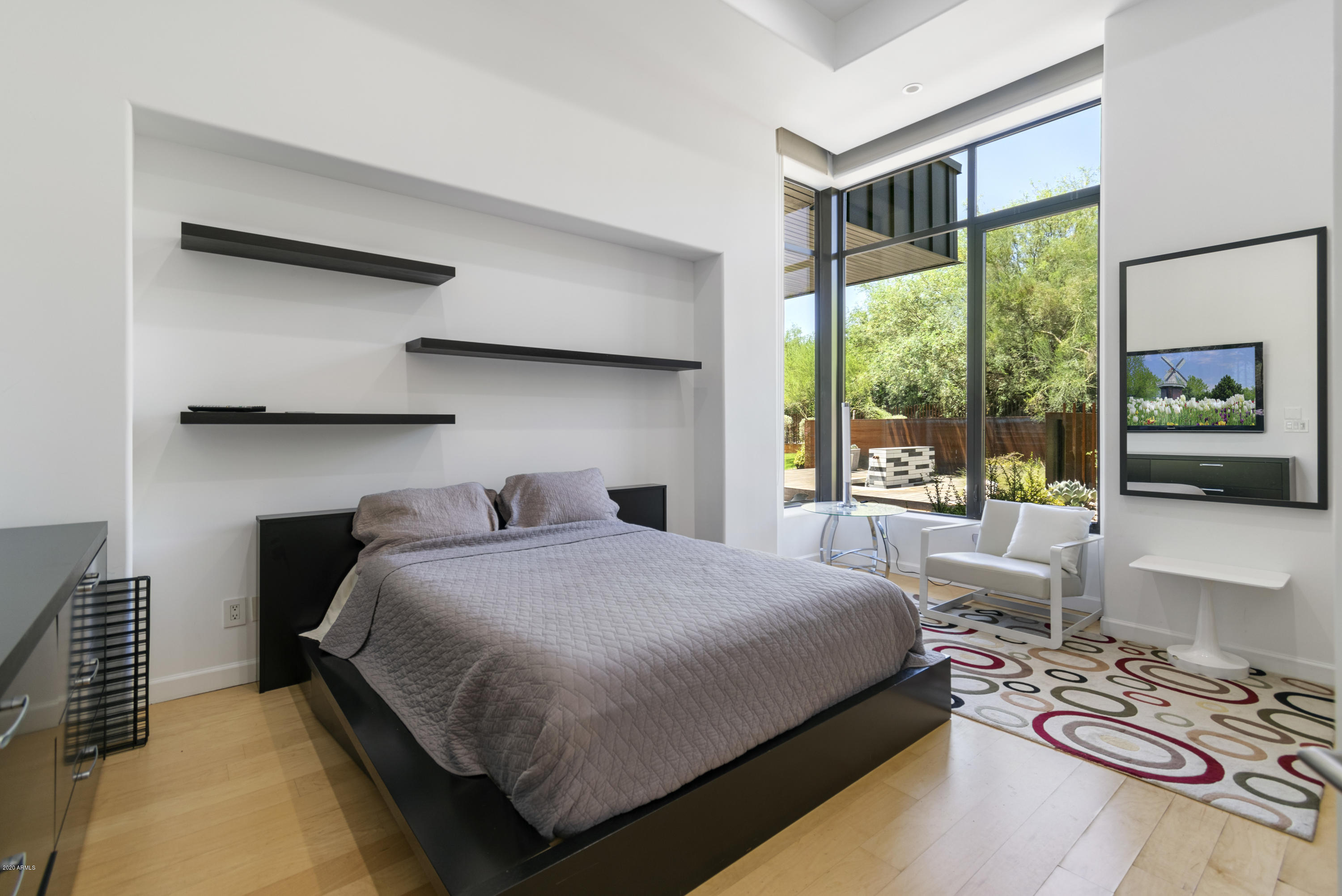 LA COLINA - Residential