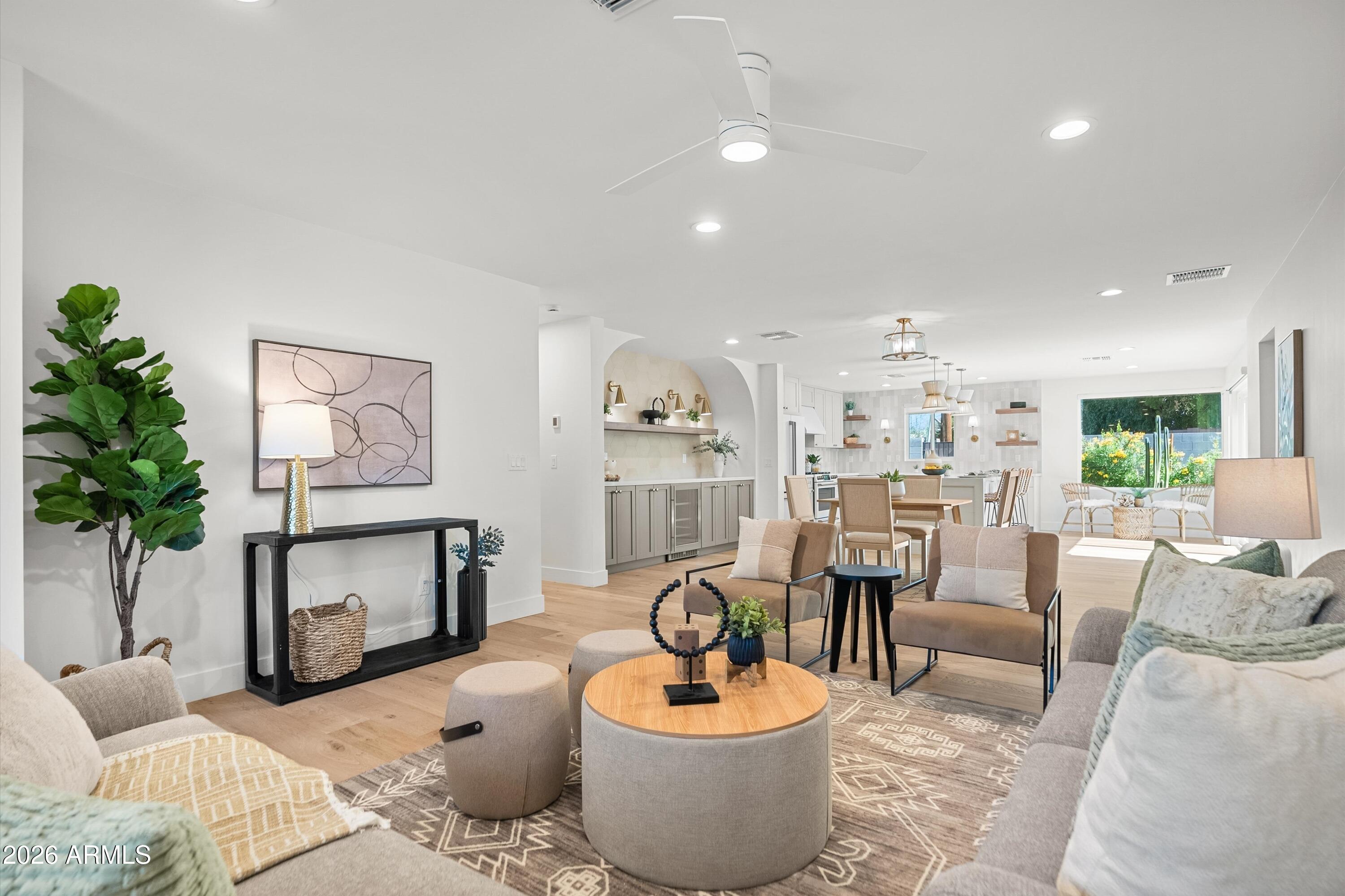 PALMS PARKWAY 1 - Residential