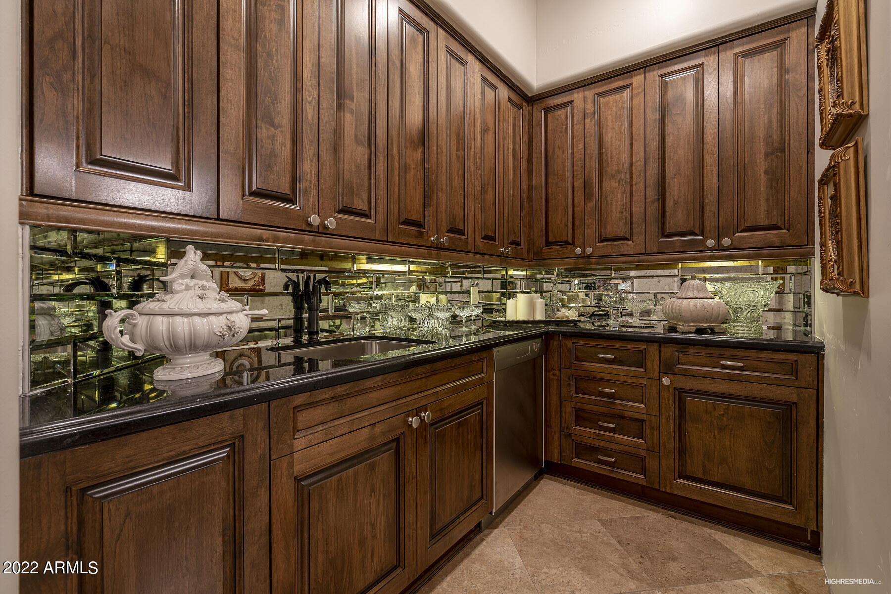 Ladera Vista - Residential