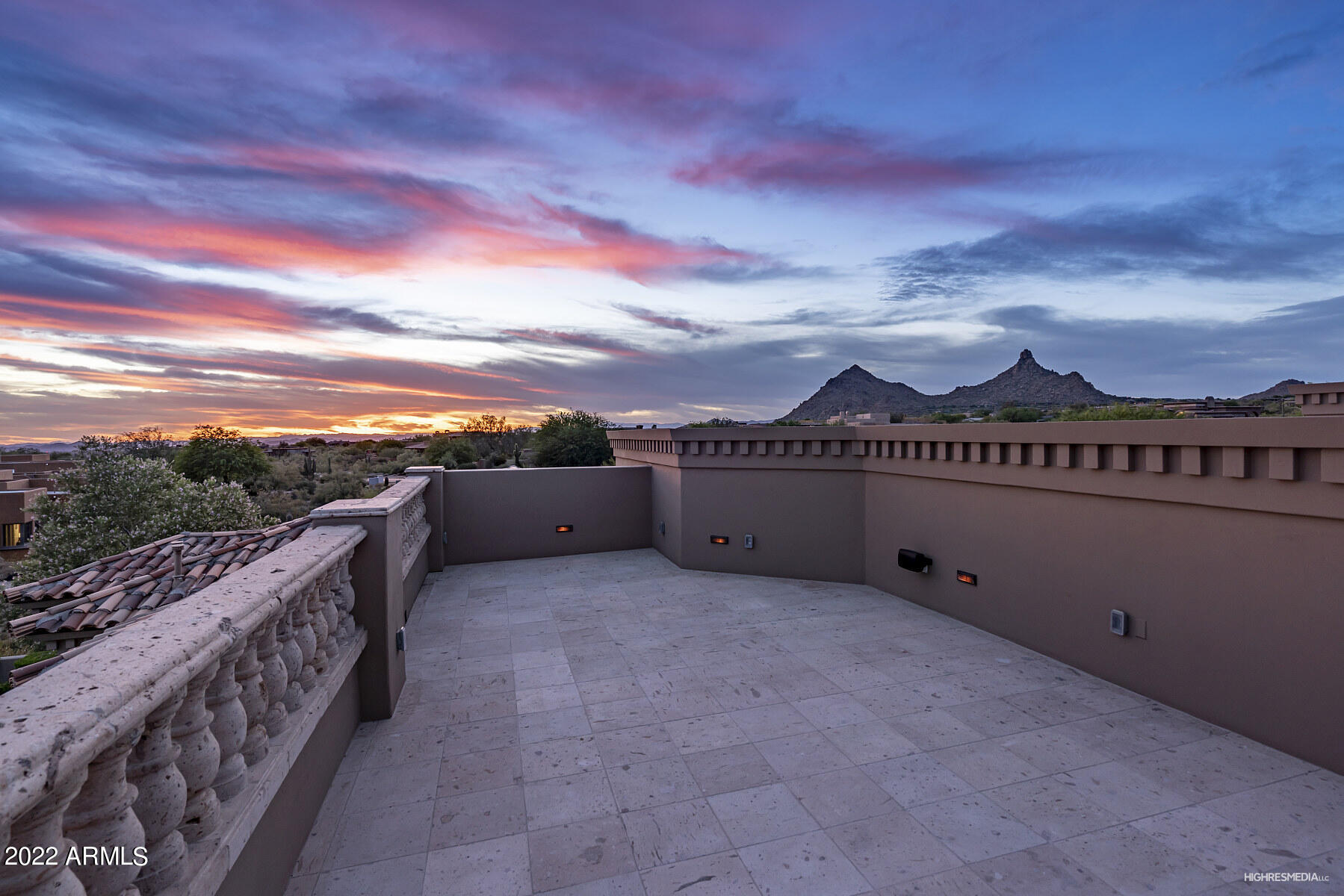 Ladera Vista - Residential