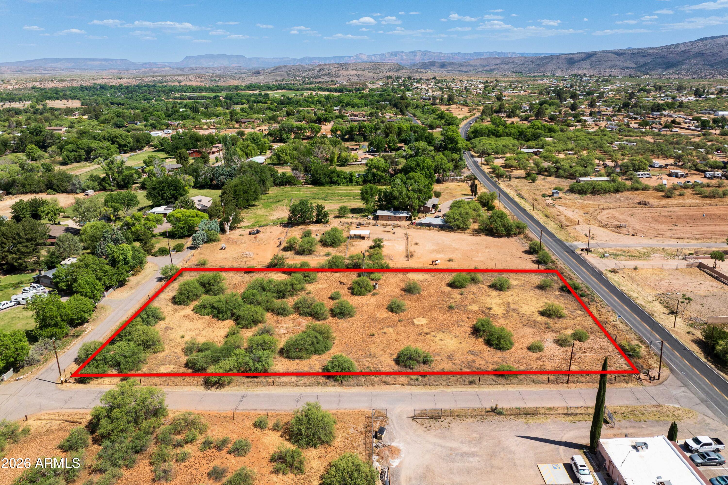 Under 5 Acres - Land