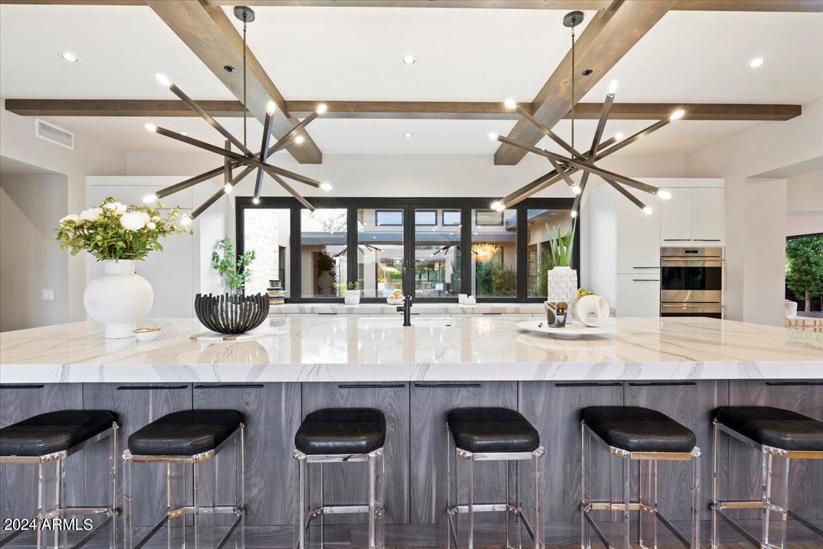WHITE HORSE - Residential