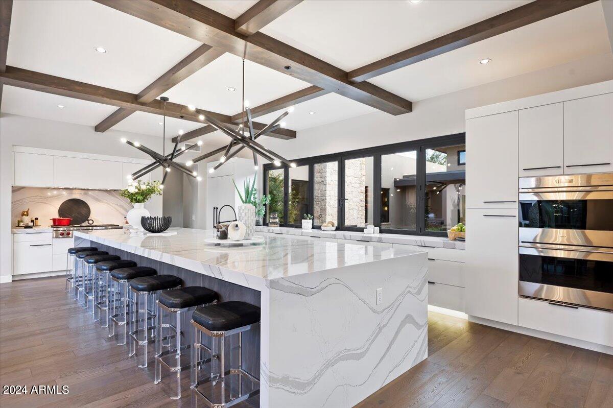 WHITE HORSE - Residential
