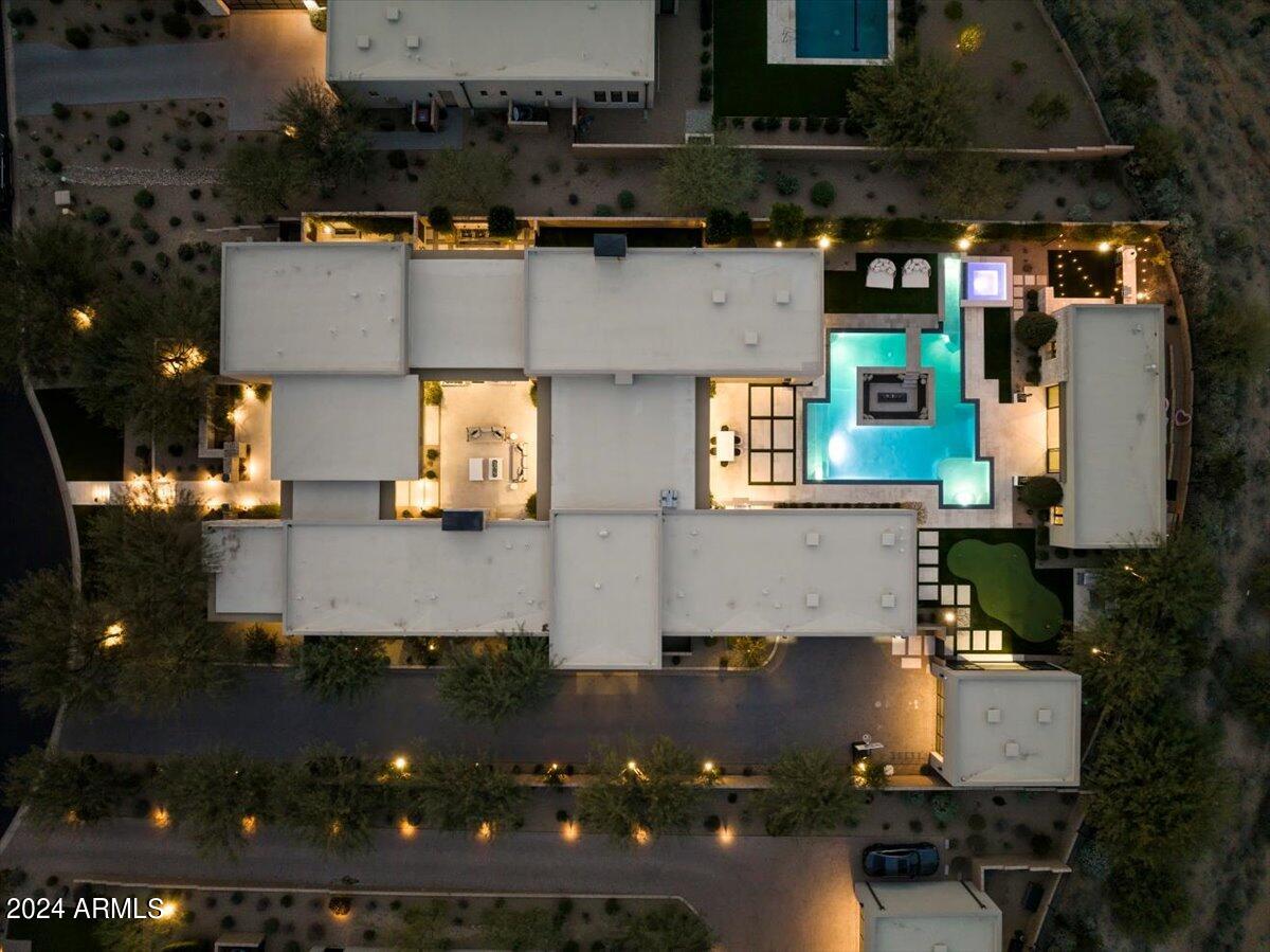 WHITE HORSE - Residential