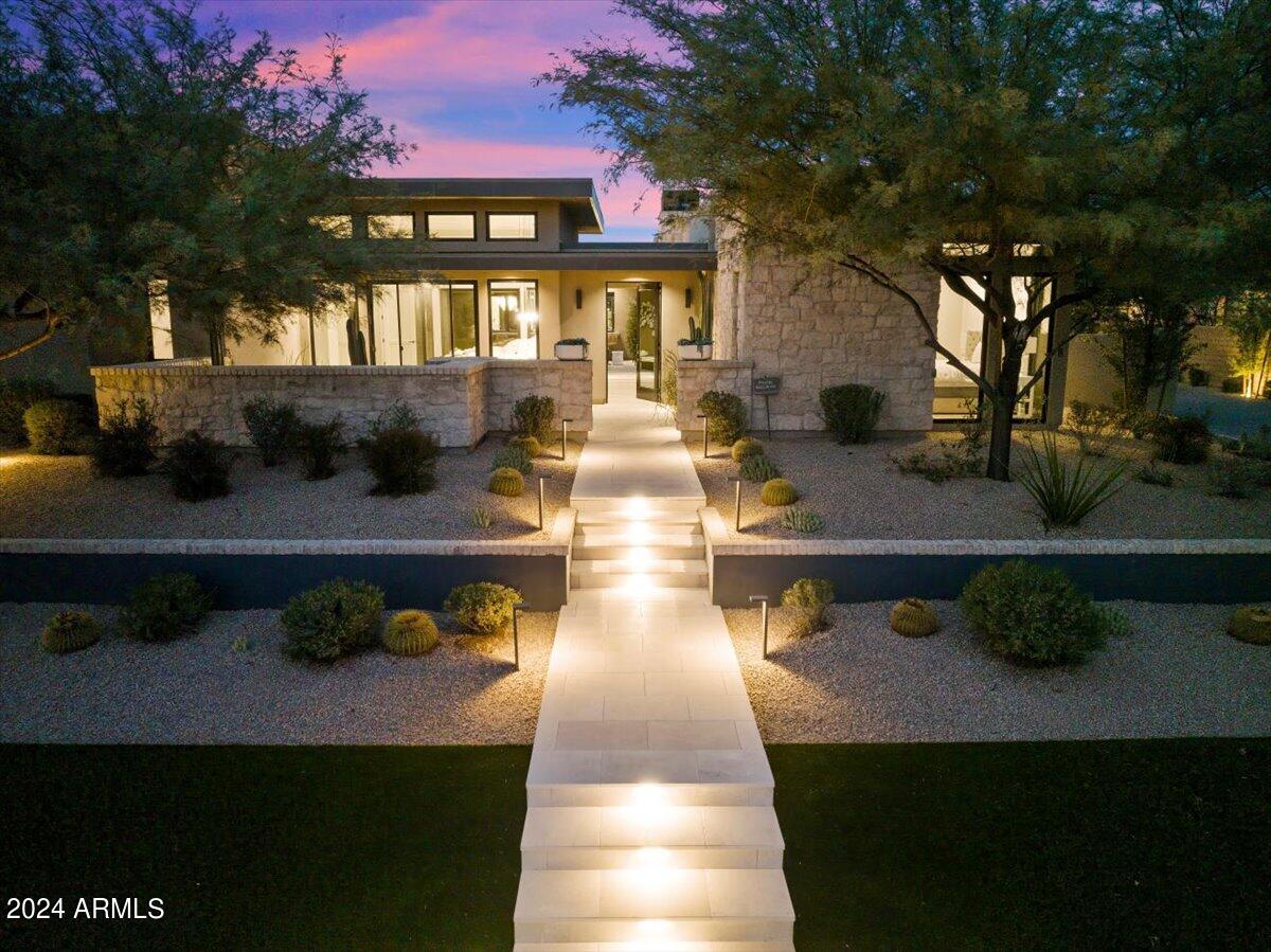 WHITE HORSE - Residential