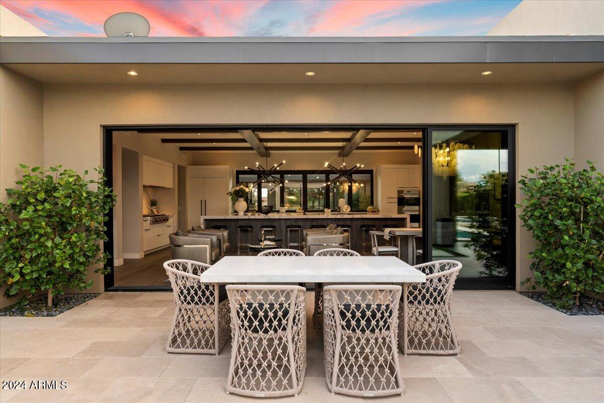 WHITE HORSE - Residential