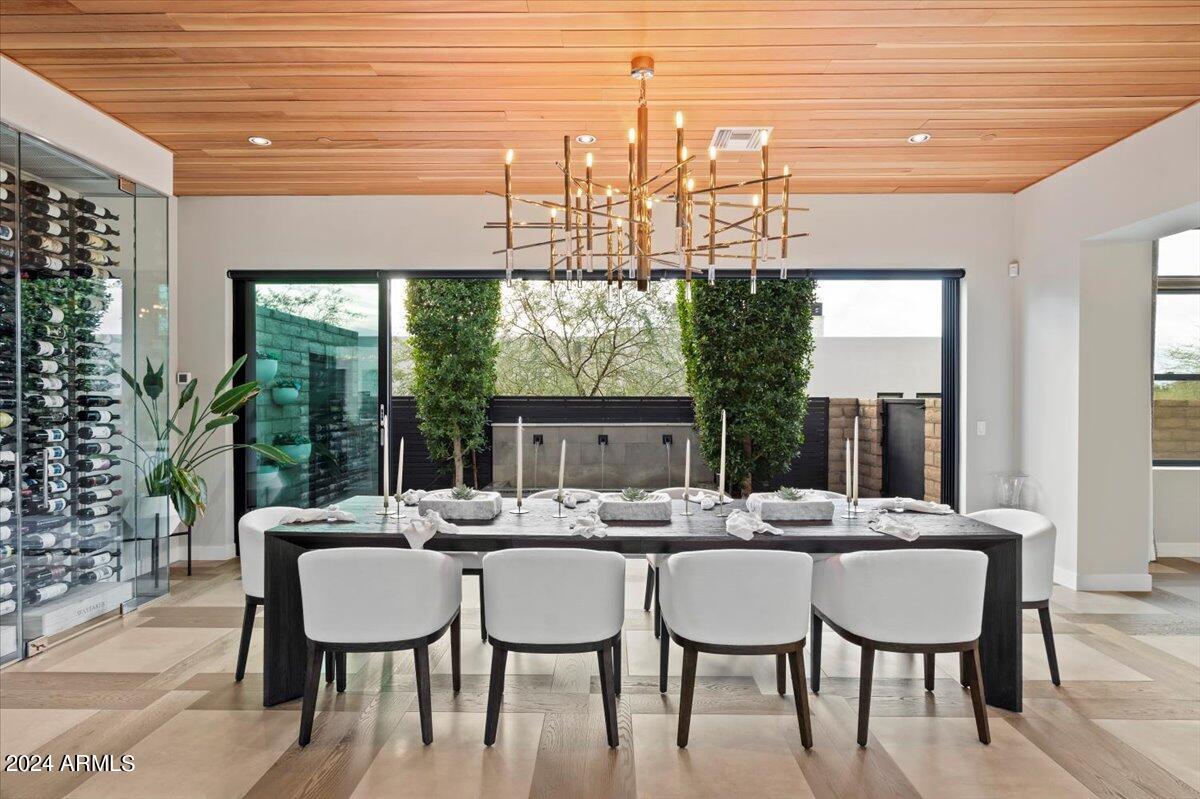 WHITE HORSE - Residential