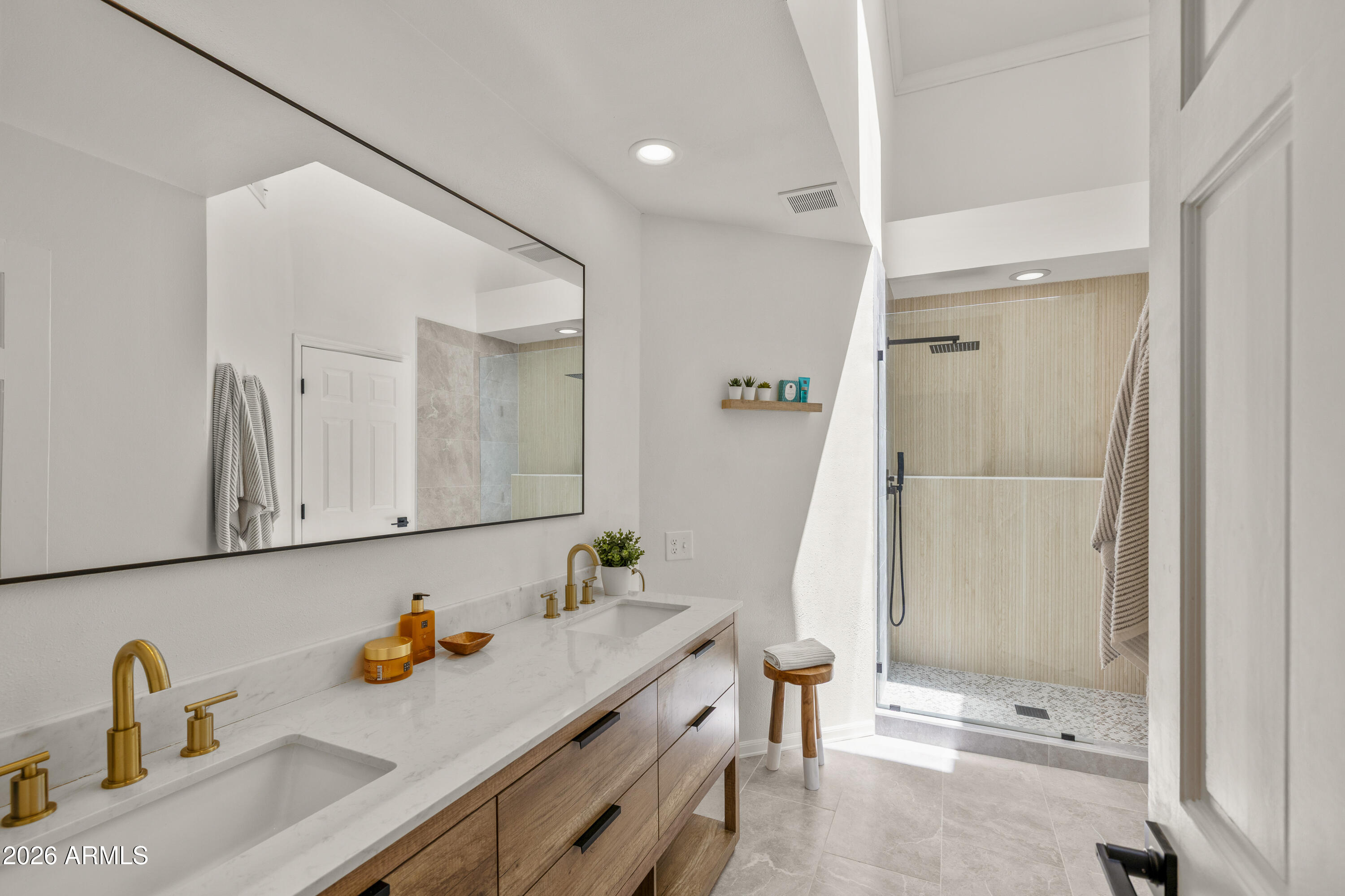 LAKEPOINT TOWNHOUSES AMENDED - Residential