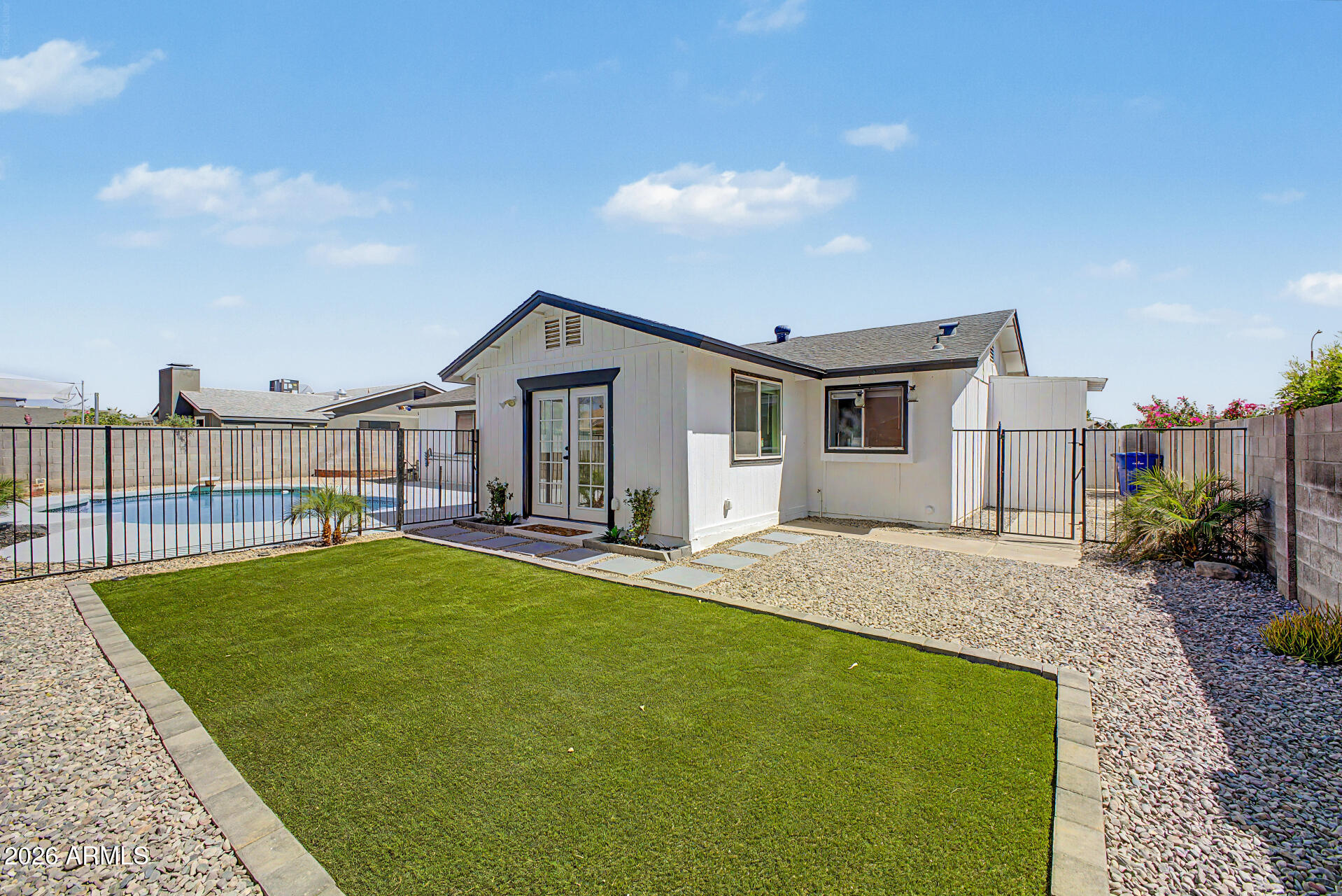 DAVE BROWN UNIT 3 - Residential