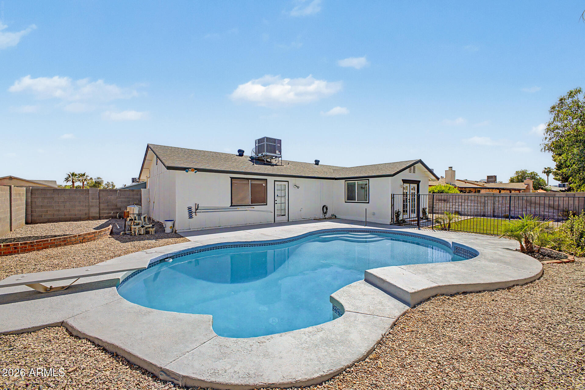 DAVE BROWN UNIT 3 - Residential
