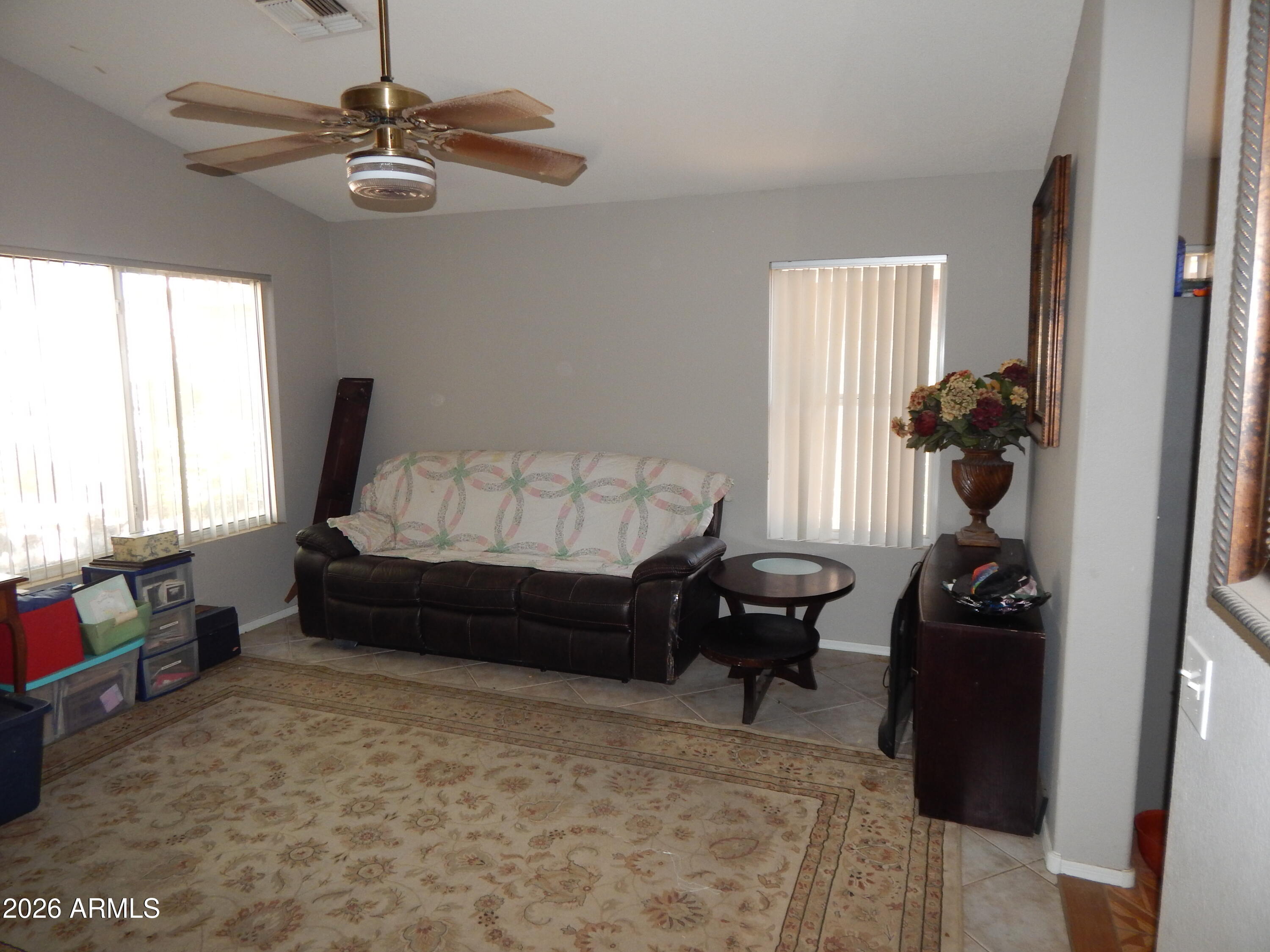 WYNSTONE 2 CORR - Residential