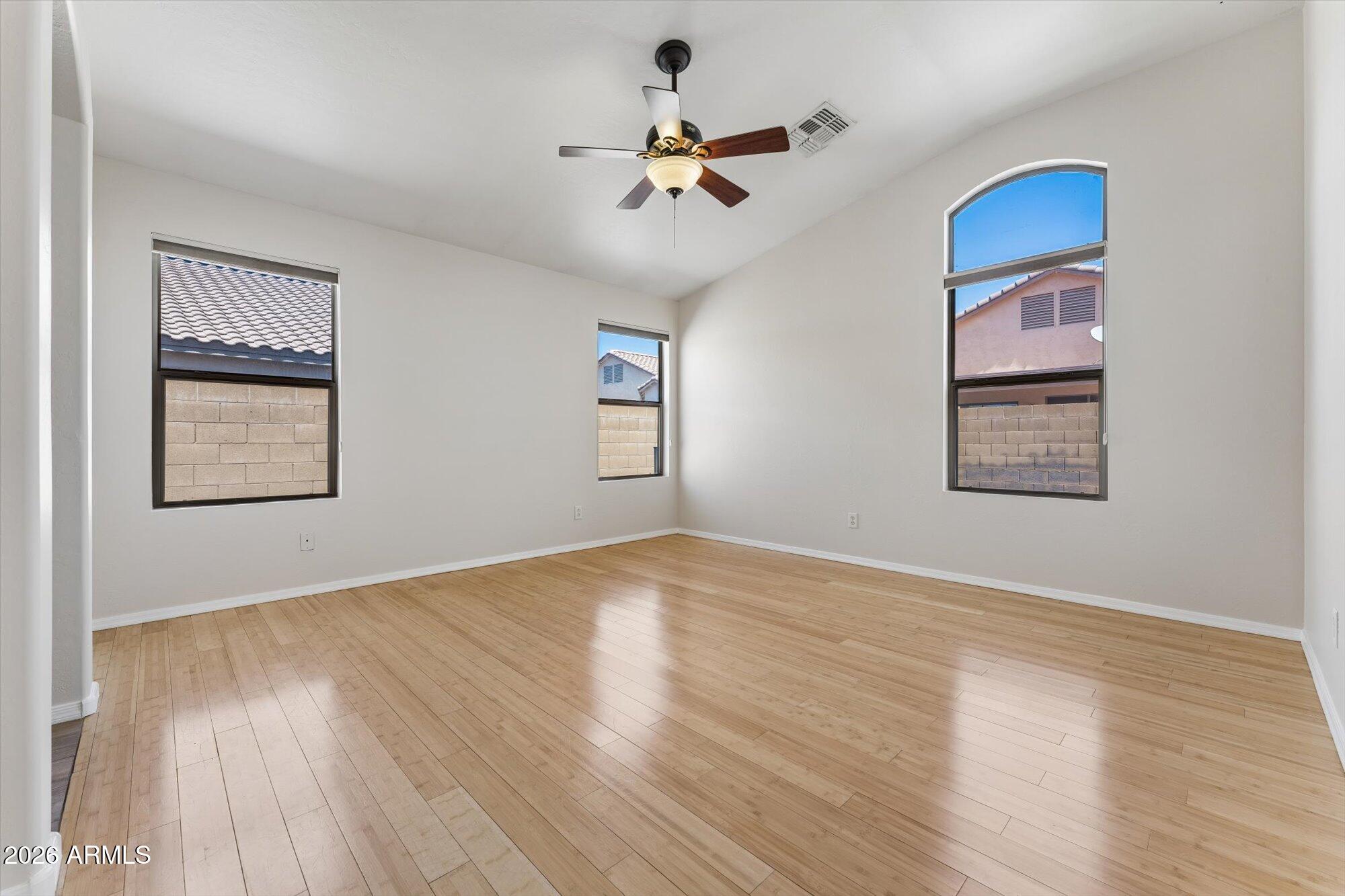 FESTIVA COURT - Residential
