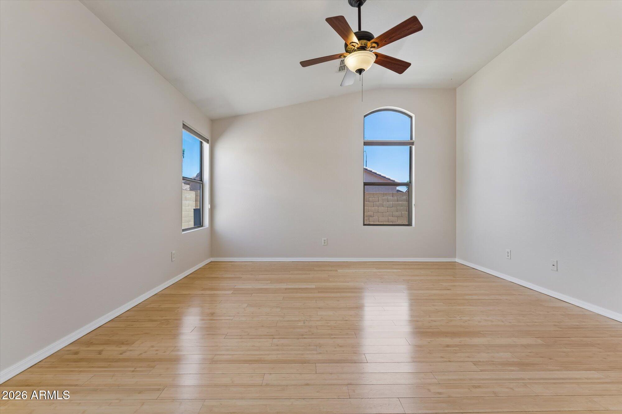 FESTIVA COURT - Residential