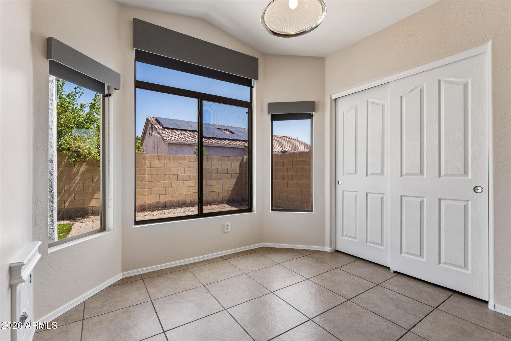 FESTIVA COURT - Residential