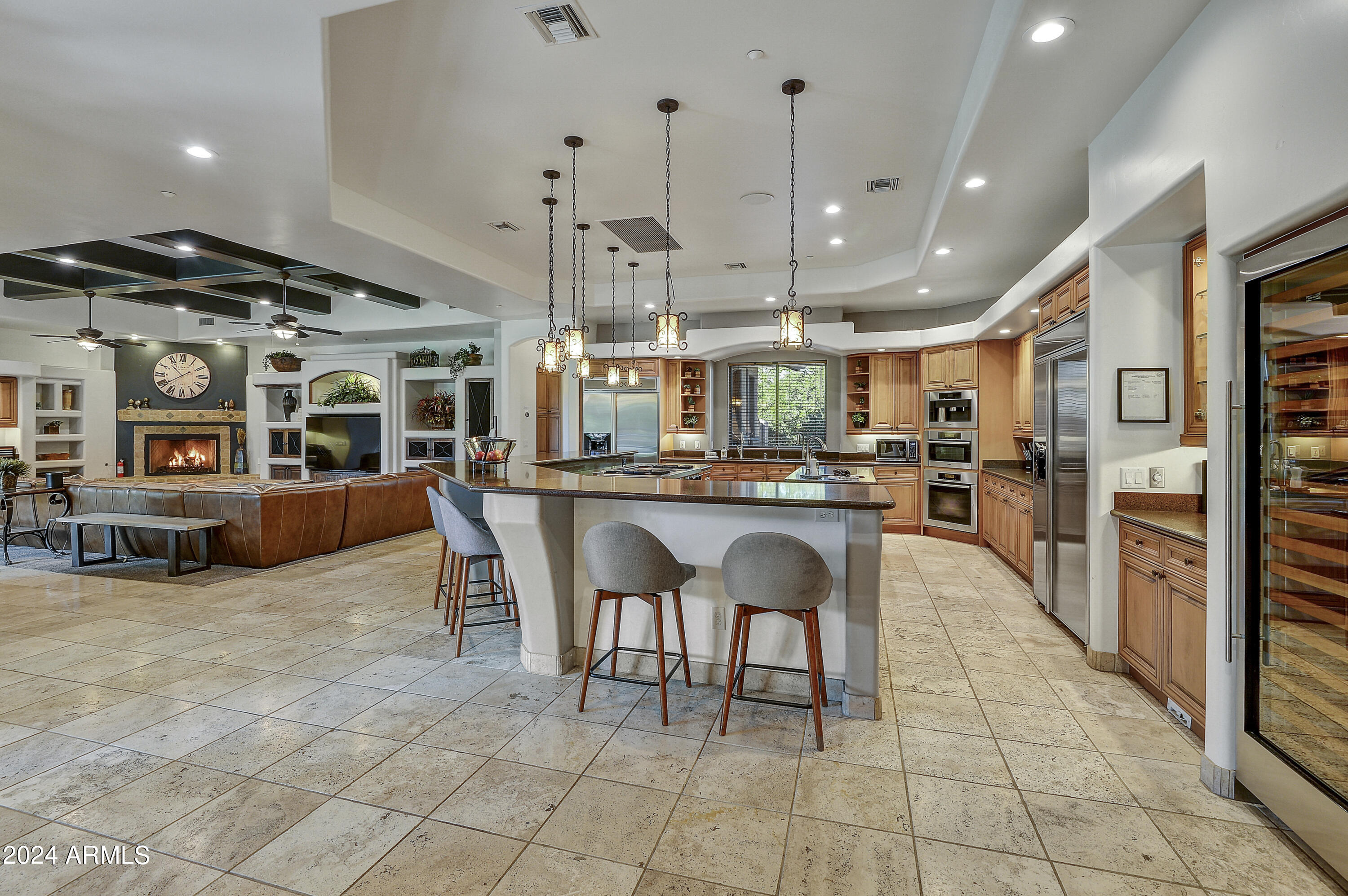MIRAGE CROSSING - Residential